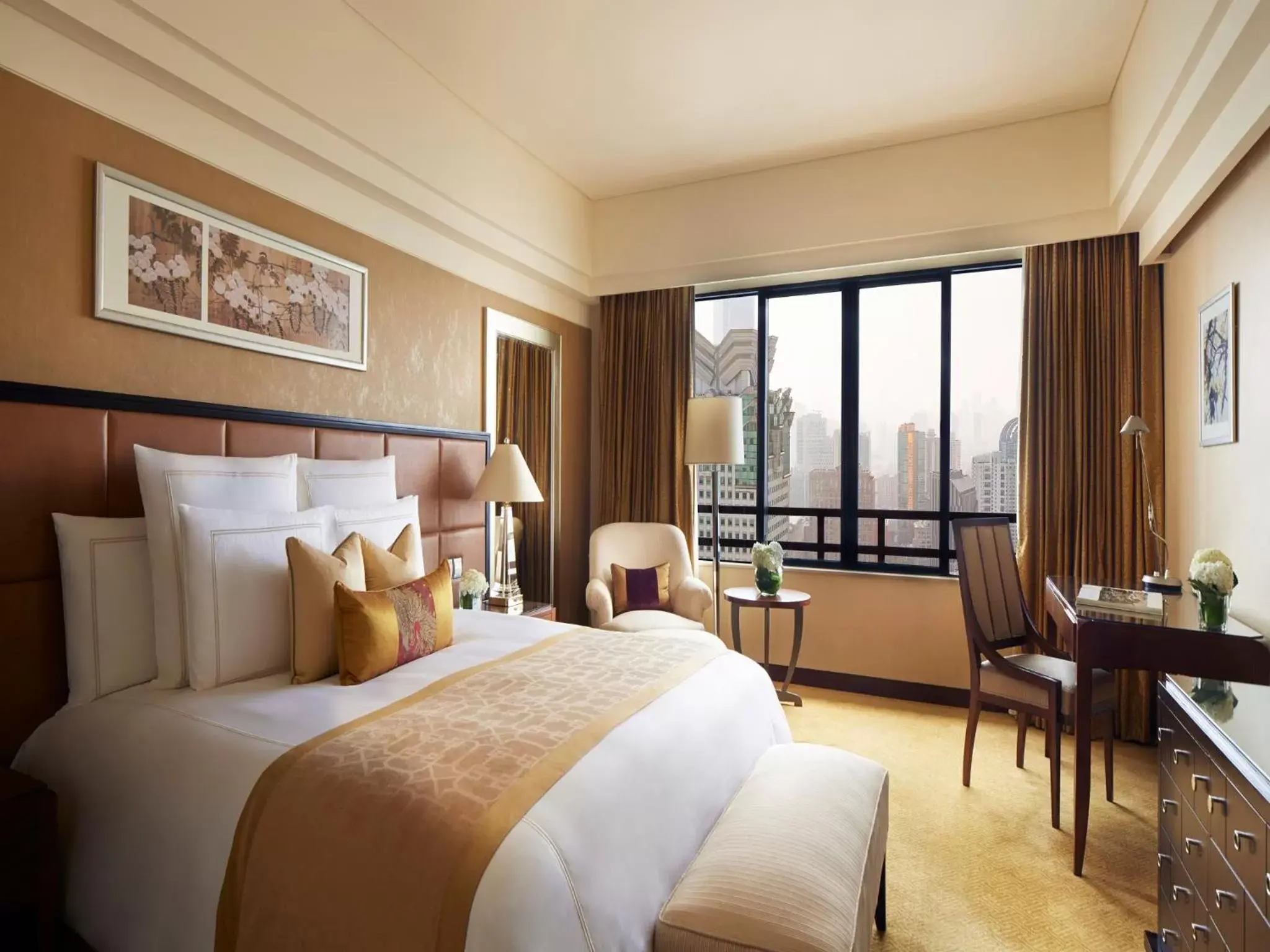 Bed in The Portman Ritz-Carlton Shanghai
