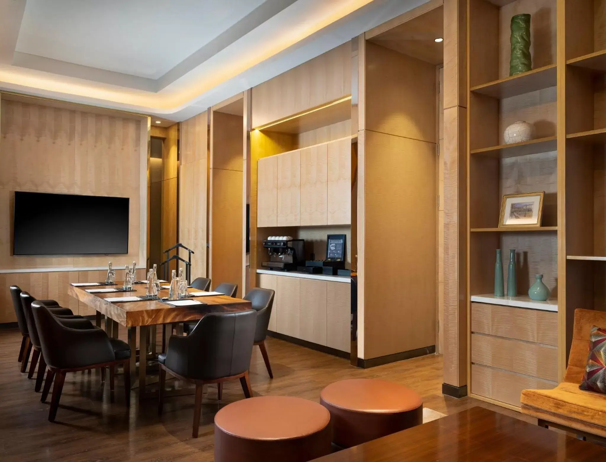 Meeting/conference room in InterContinental Hotels Jakarta Pondok Indah, an IHG Hotel