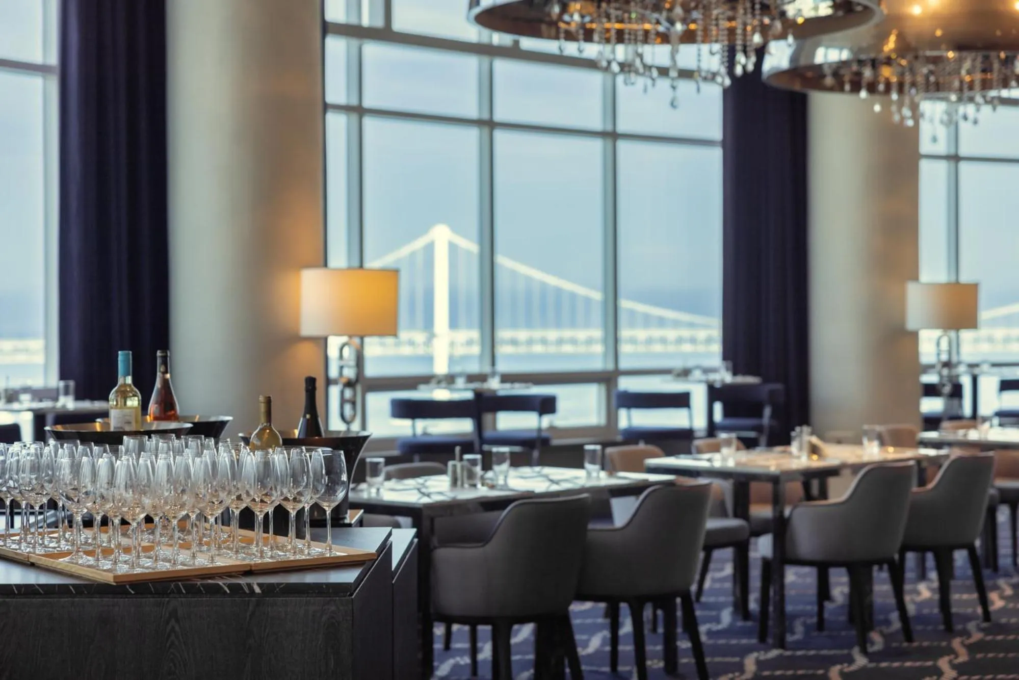 Restaurant/places to eat in Kent Hotel Gwangalli by Kensington