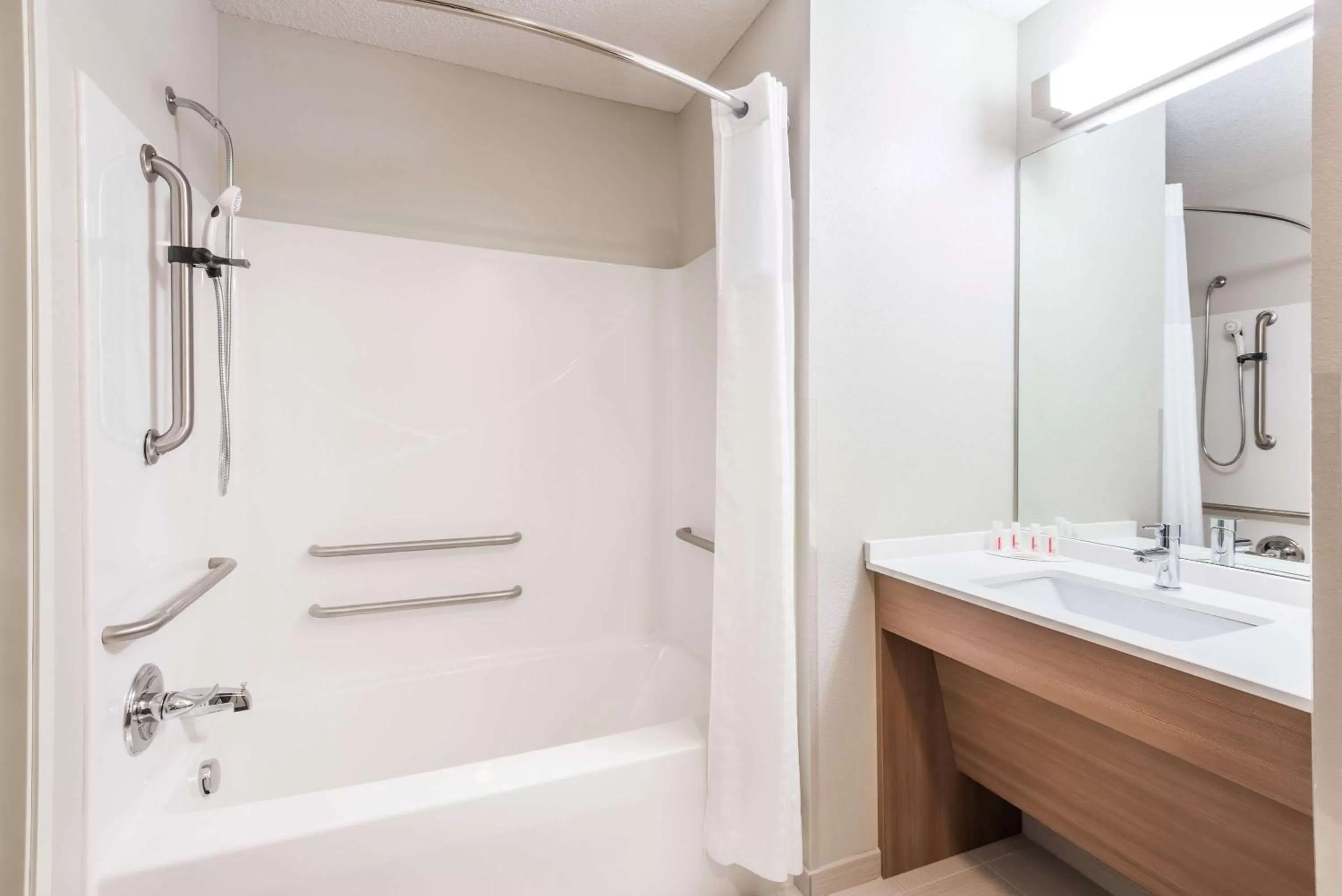 Photo of the whole room in Microtel Inn & Suites by Wyndham New Martinsville