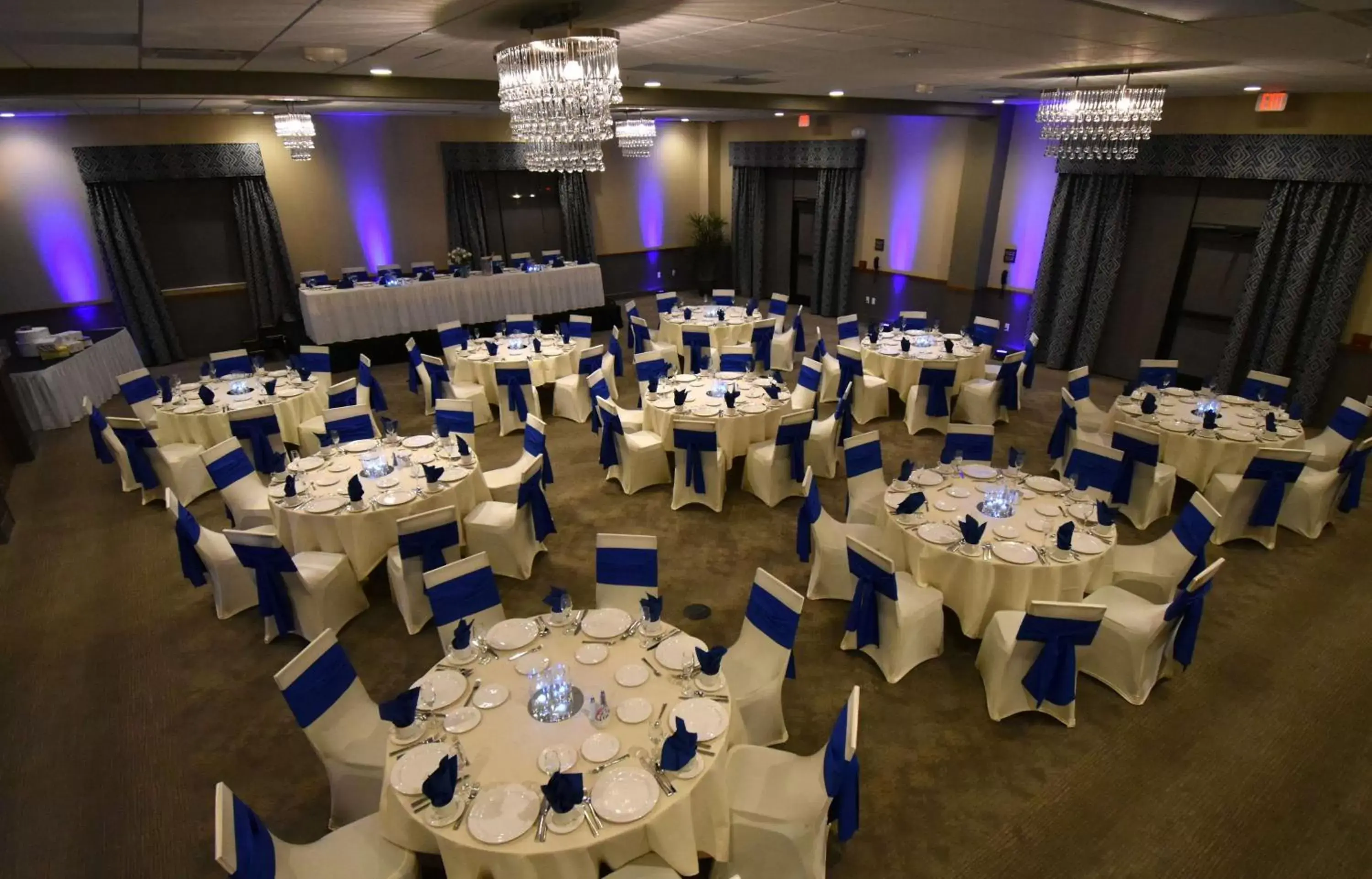 Meeting/conference room, Banquet Facilities in Hampton Inn & Suites Milwaukee West