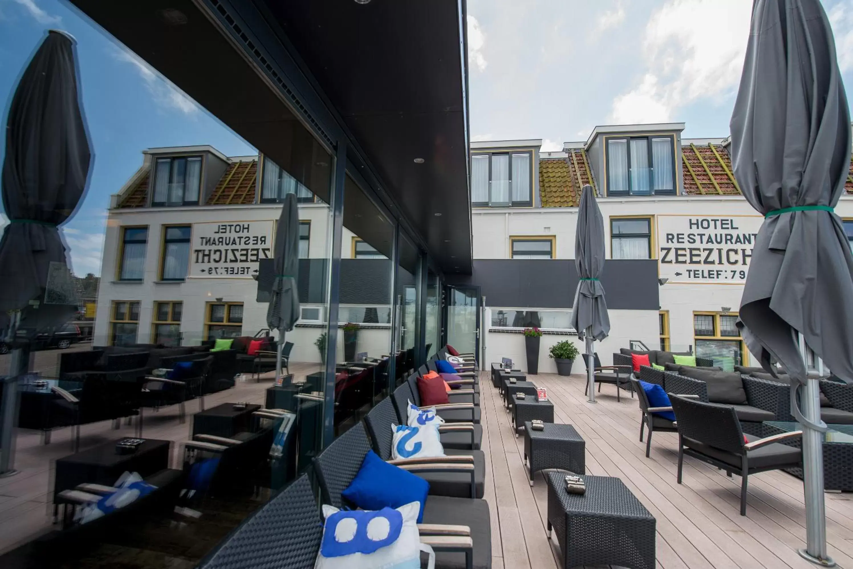 Balcony/Terrace, Restaurant/Places to Eat in Hotel Zeezicht
