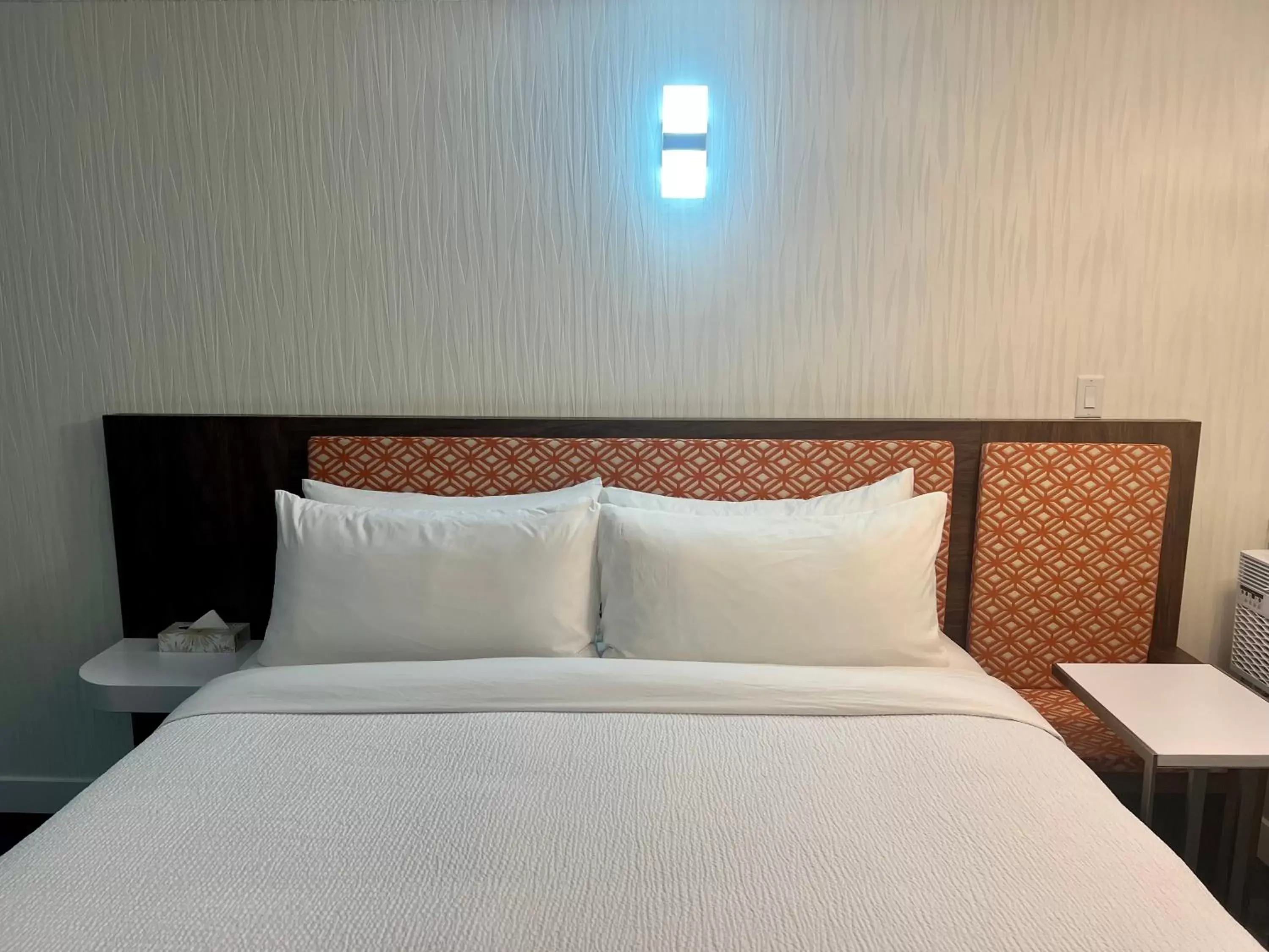 Bed in The Vic, Ascend Hotel Collection