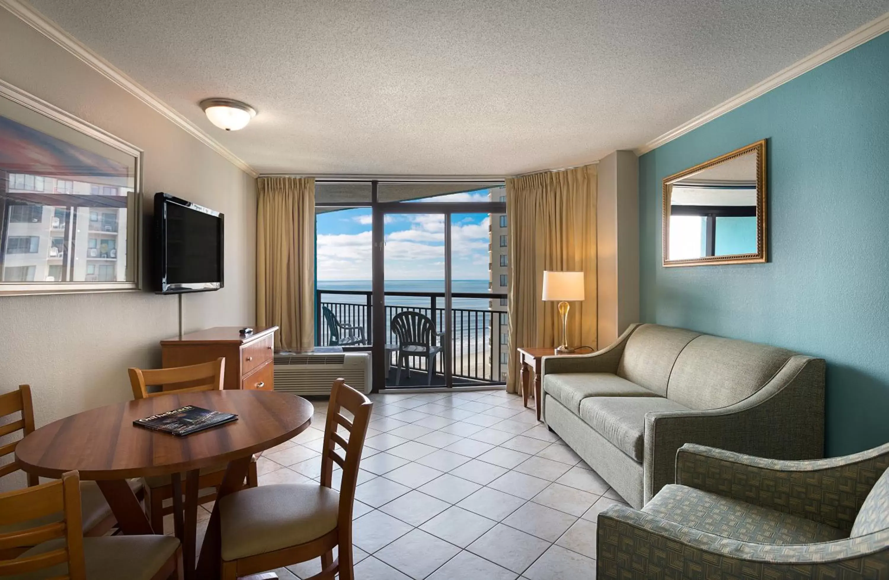 Living room, Seating Area in Landmark Resort