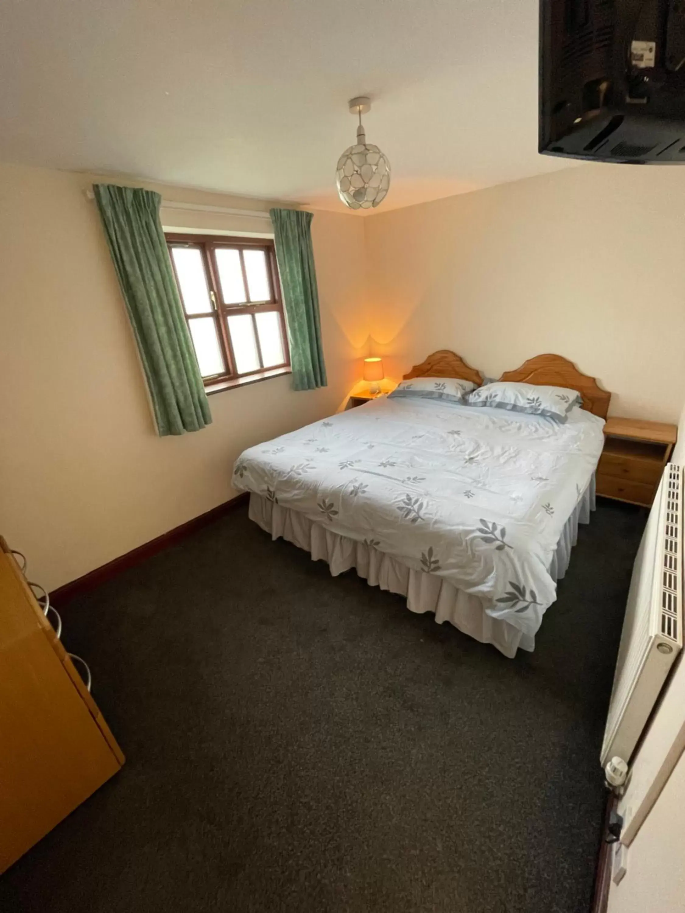 Bedroom, Bed in Halfway House Inn & Cottages