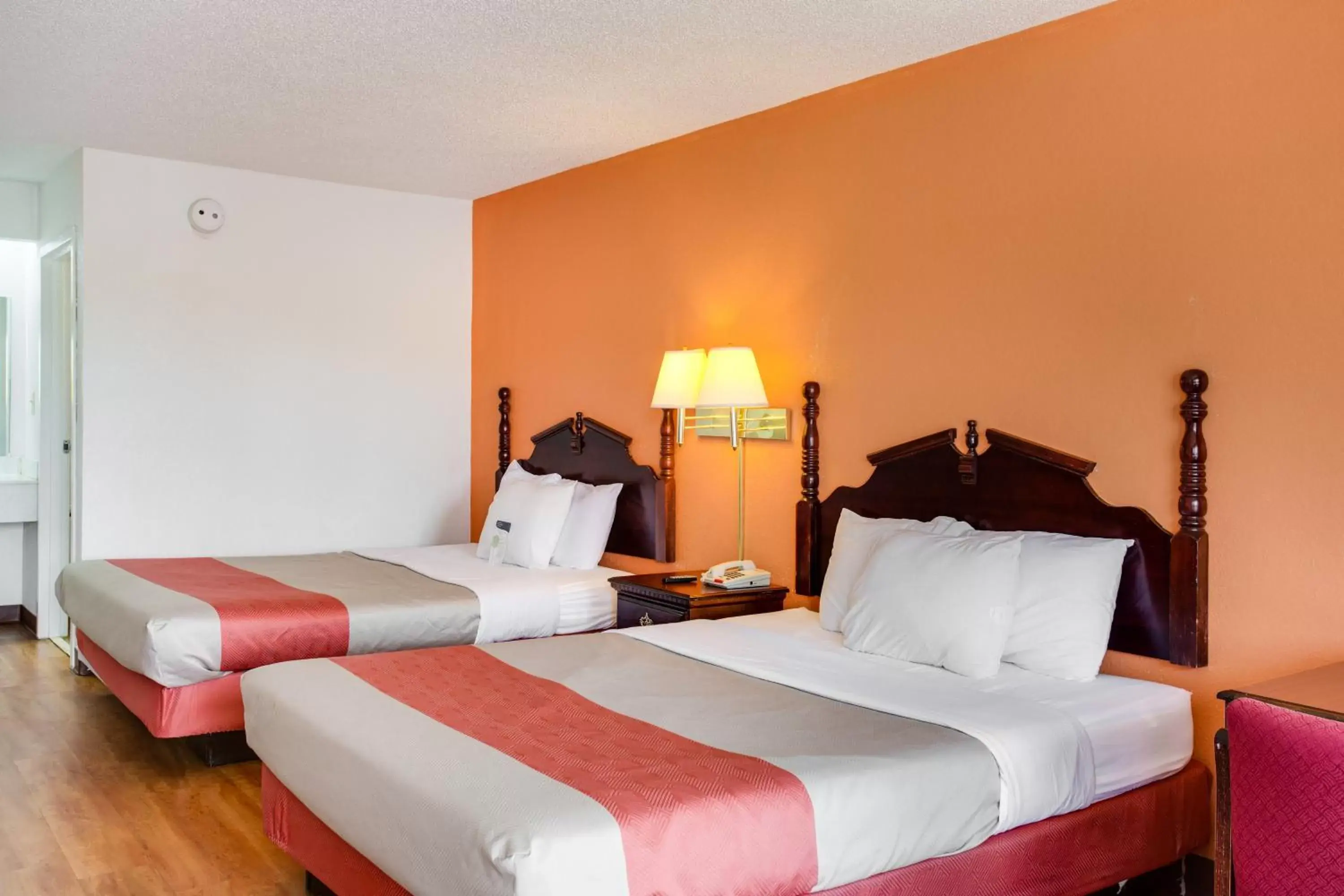 Bedroom, Bed in Motel 6-White House, TN