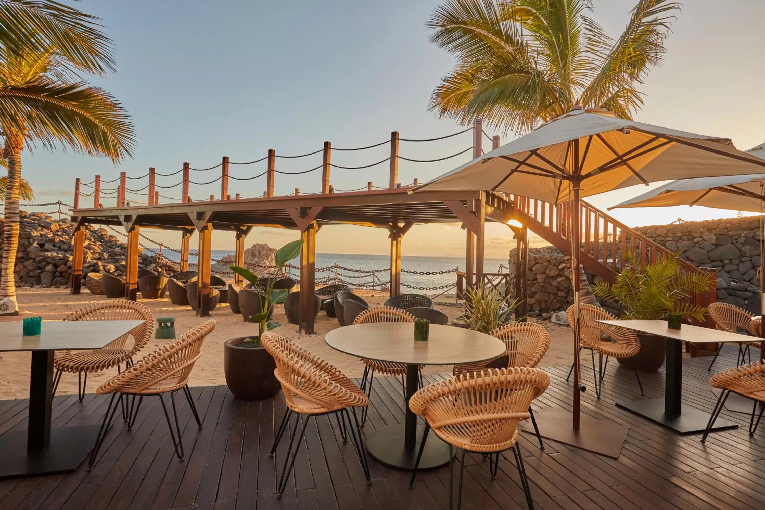 Lounge or bar in Secrets Lanzarote Resort &amp; Spa - Adults Only (+18)