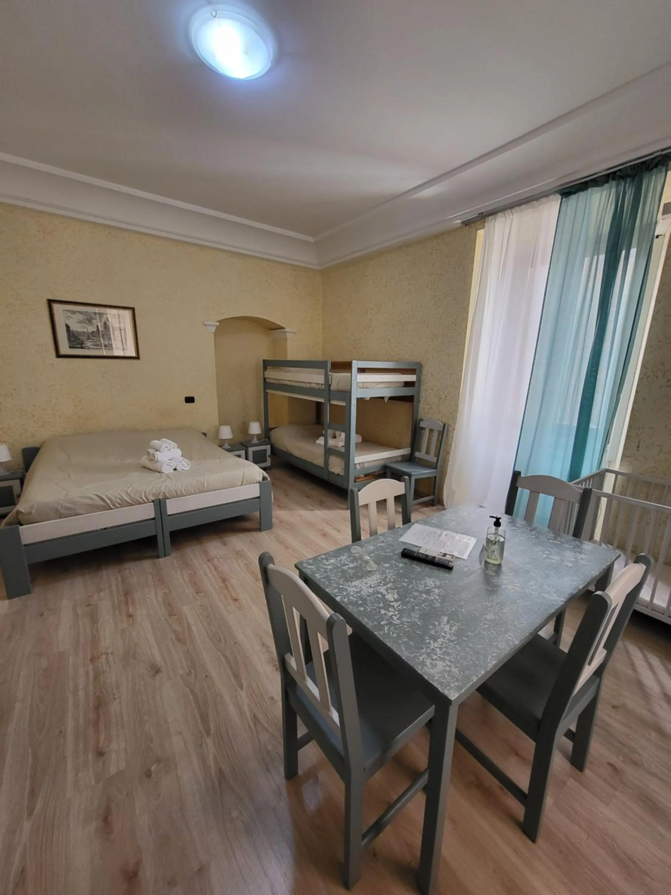 Bed in St. Peter's Rooms Rome