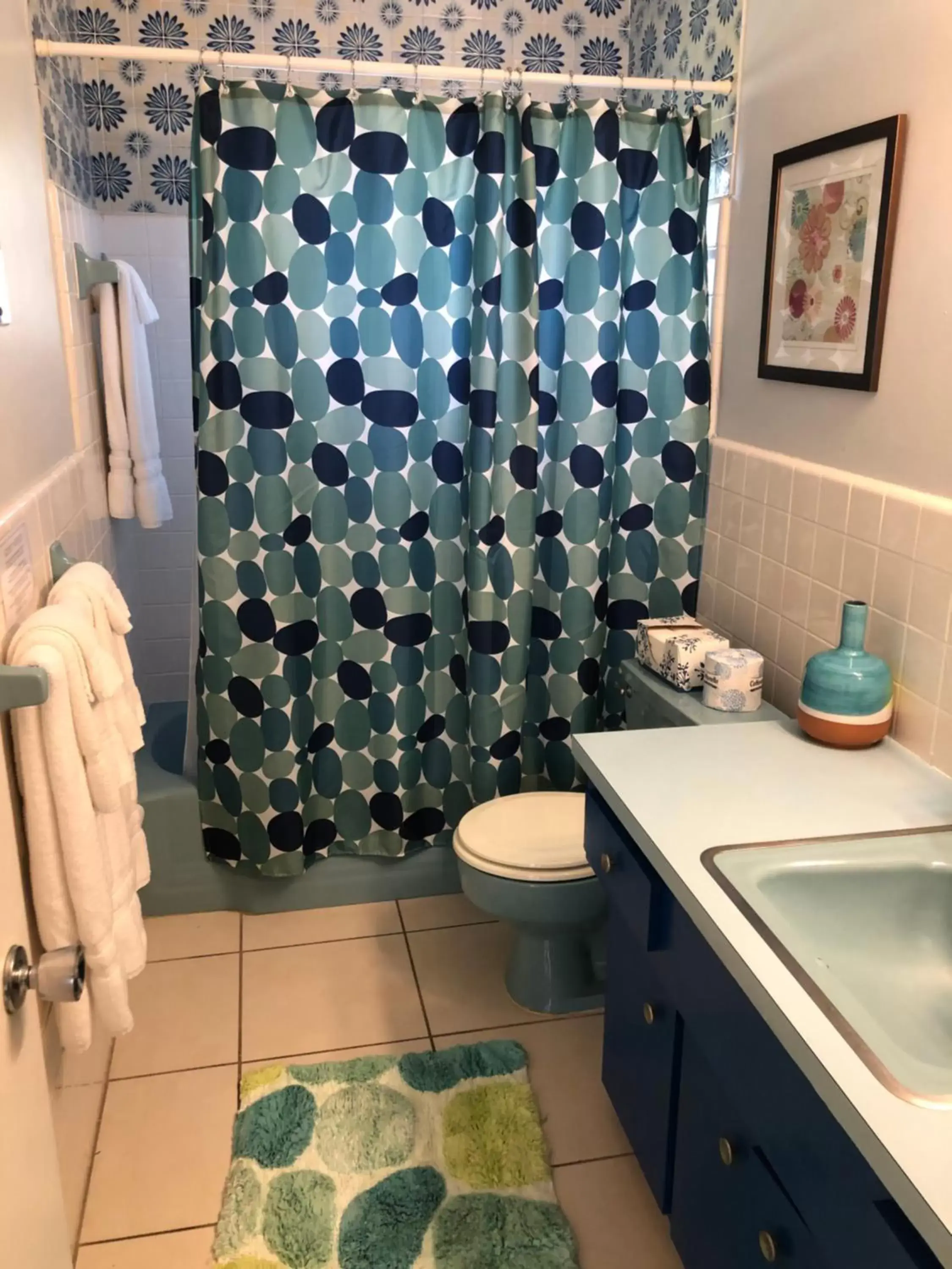 Shower, Bathroom in Cheston House - Clothing Optional All Male Guesthouse