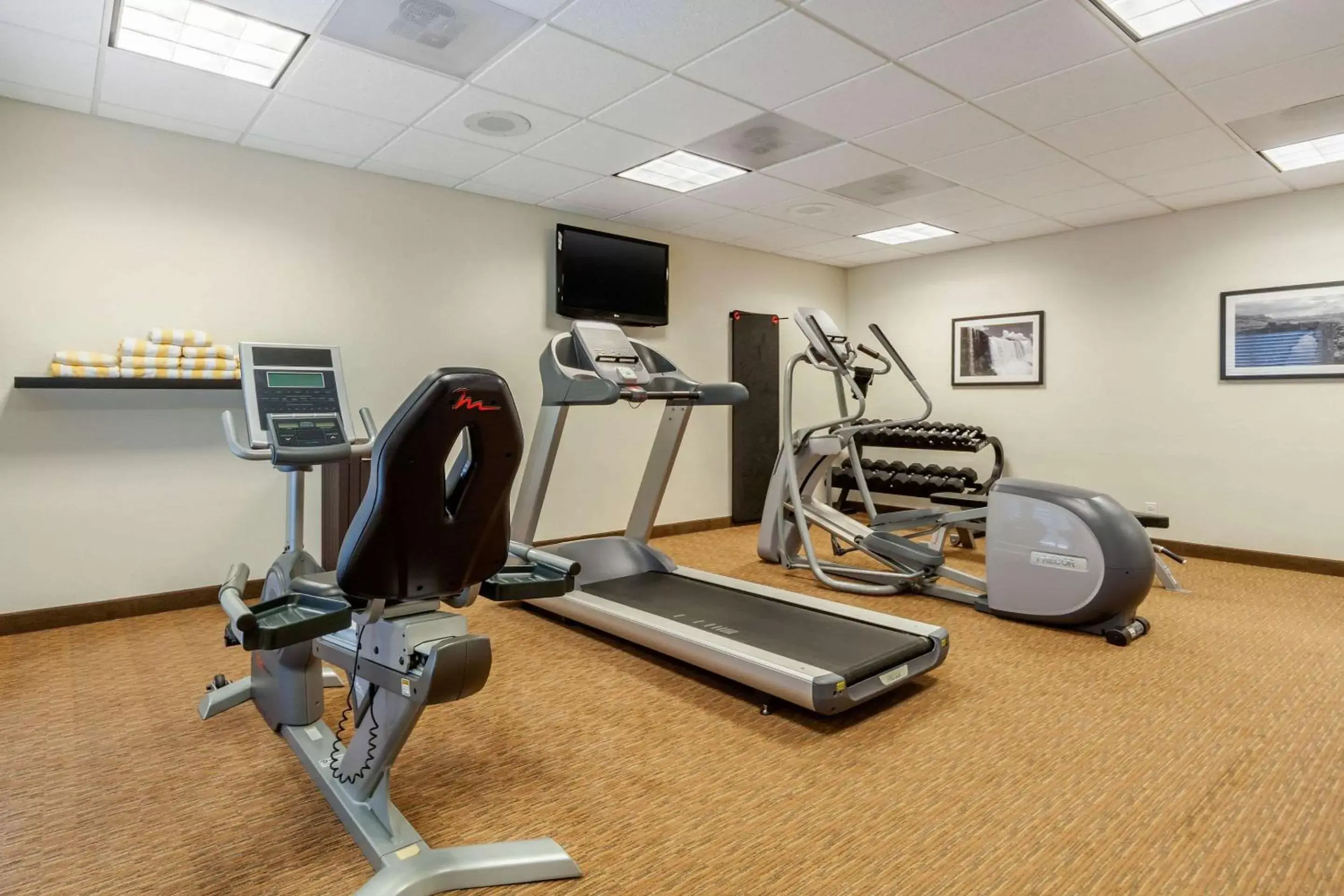 Fitness centre/facilities, Fitness Center/Facilities in Sleep Inn & Suites Fargo Medical Center