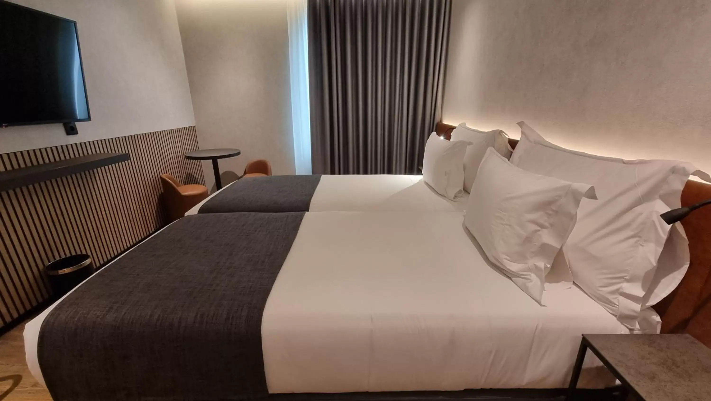 Bed in Hotel Principe Avila