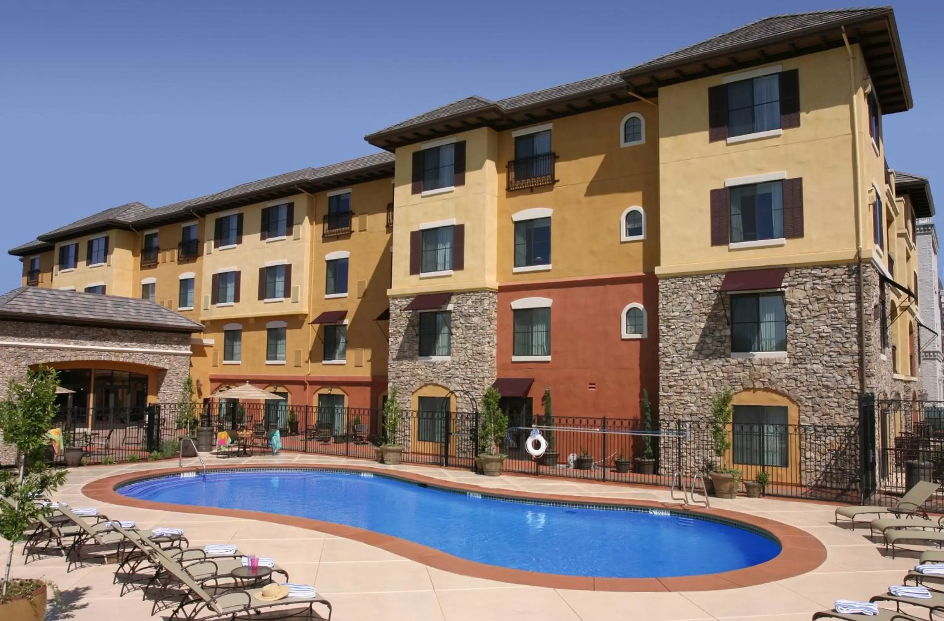 Swimming pool, Property Building in Holiday Inn Express Hotel & Suites El Dorado Hills, an IHG Hotel