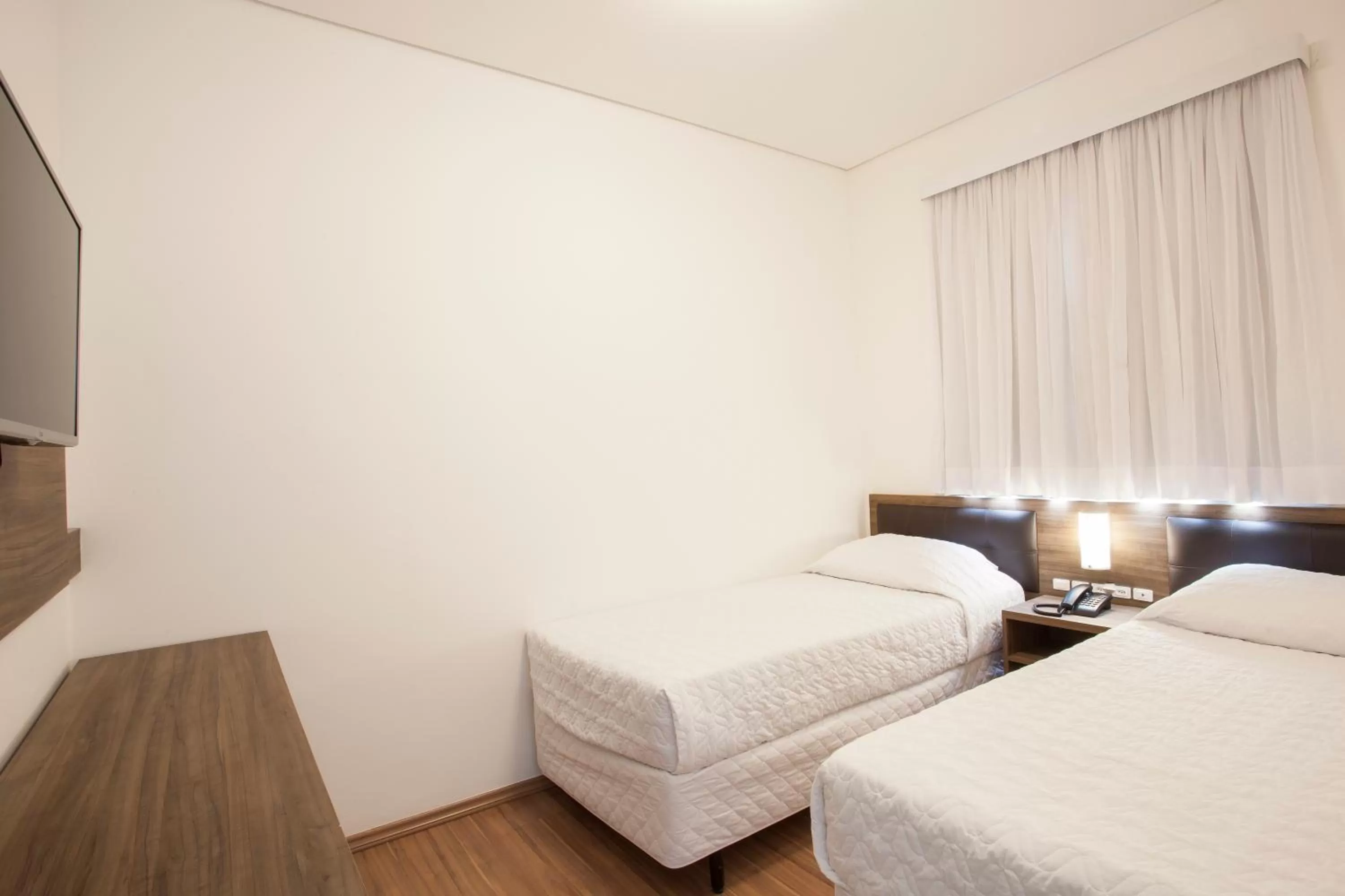 Bedroom, Bed in Travel Inn Express Hotels Brás