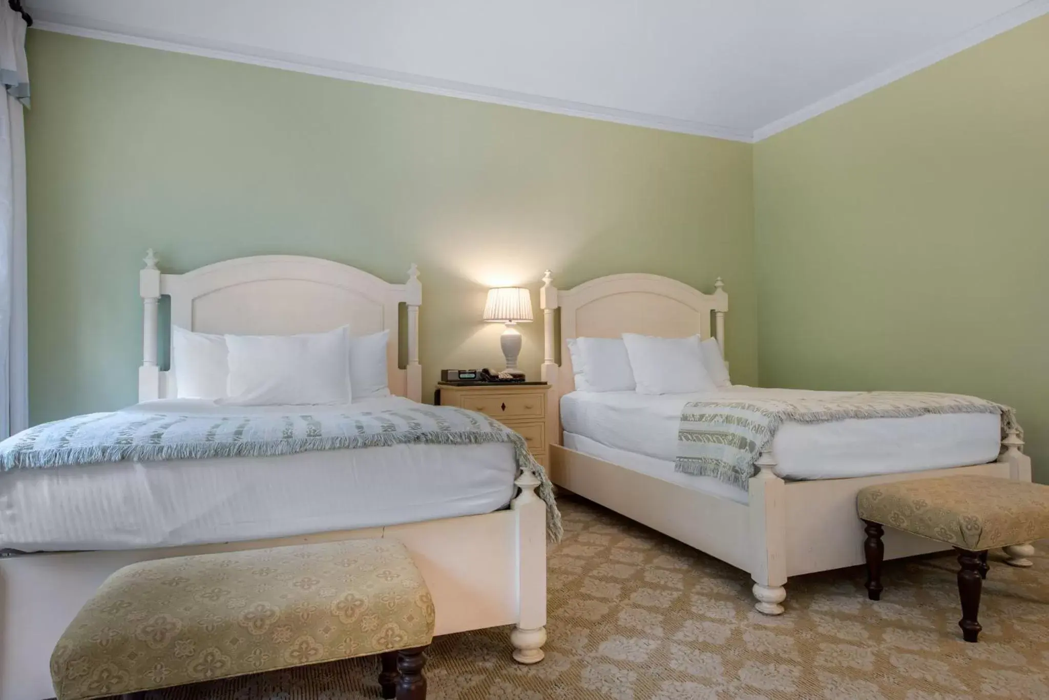 Photo of the whole room, Bed in Omni Bedford Springs Resort