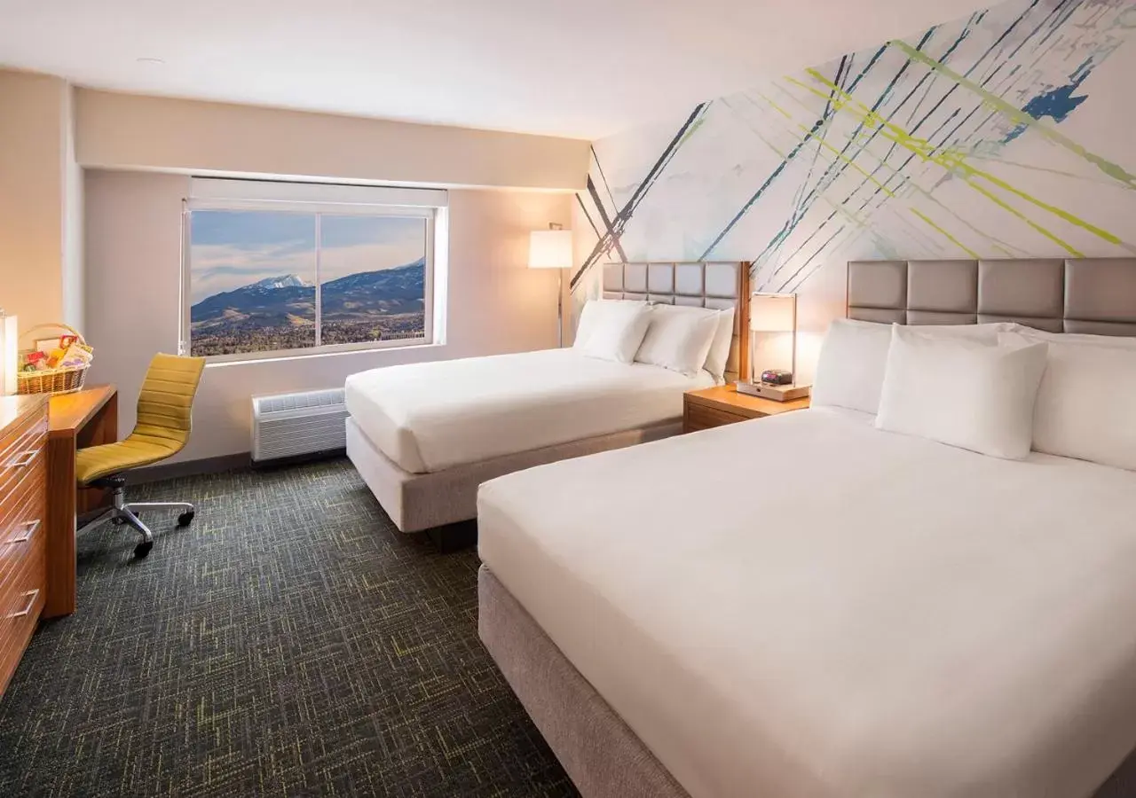 Bed, Mountain View in Circus Circus Reno Hotel Casino at THE ROW