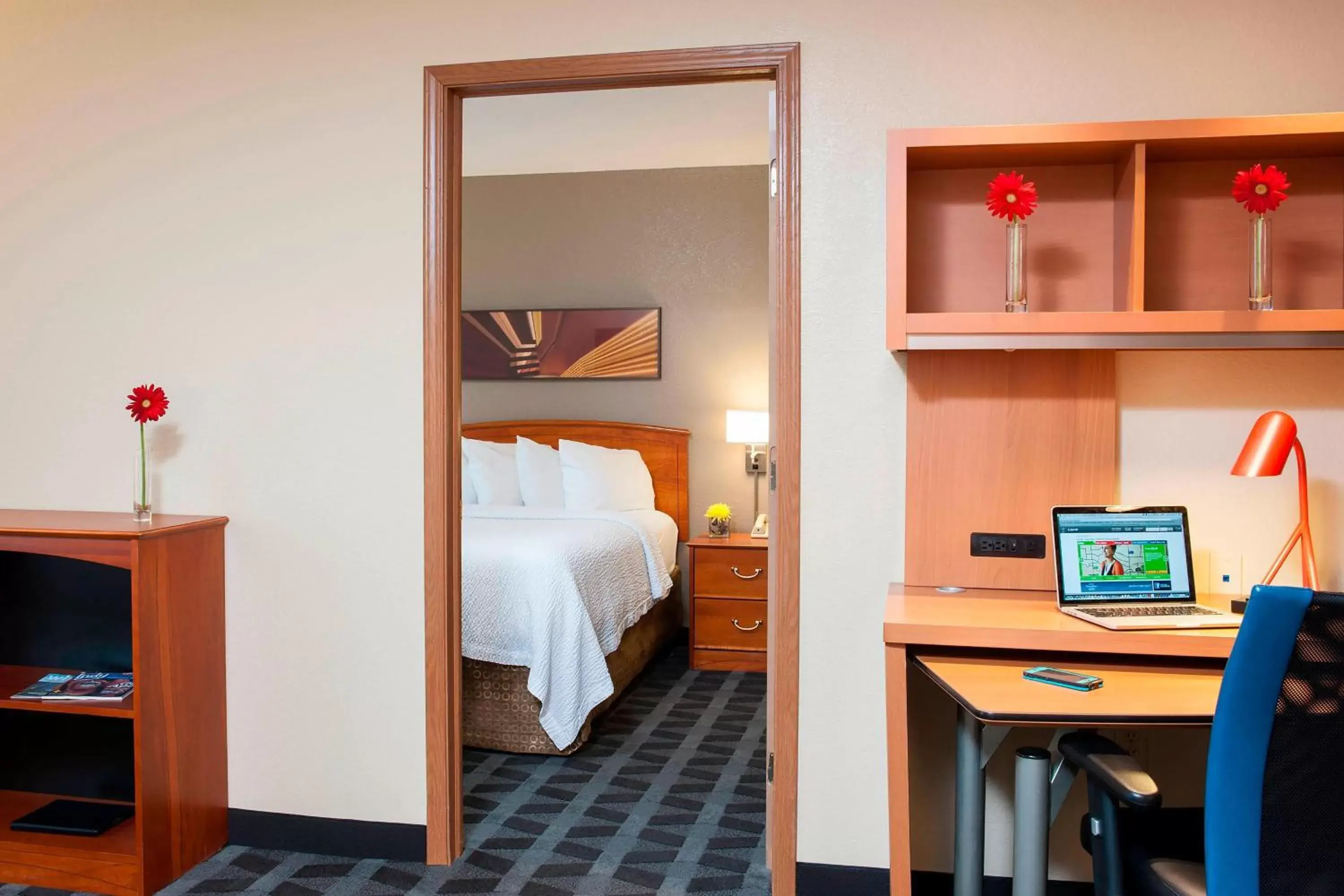 Bedroom, Bed in TownePlace Suites by Marriott Indianapolis - Keystone