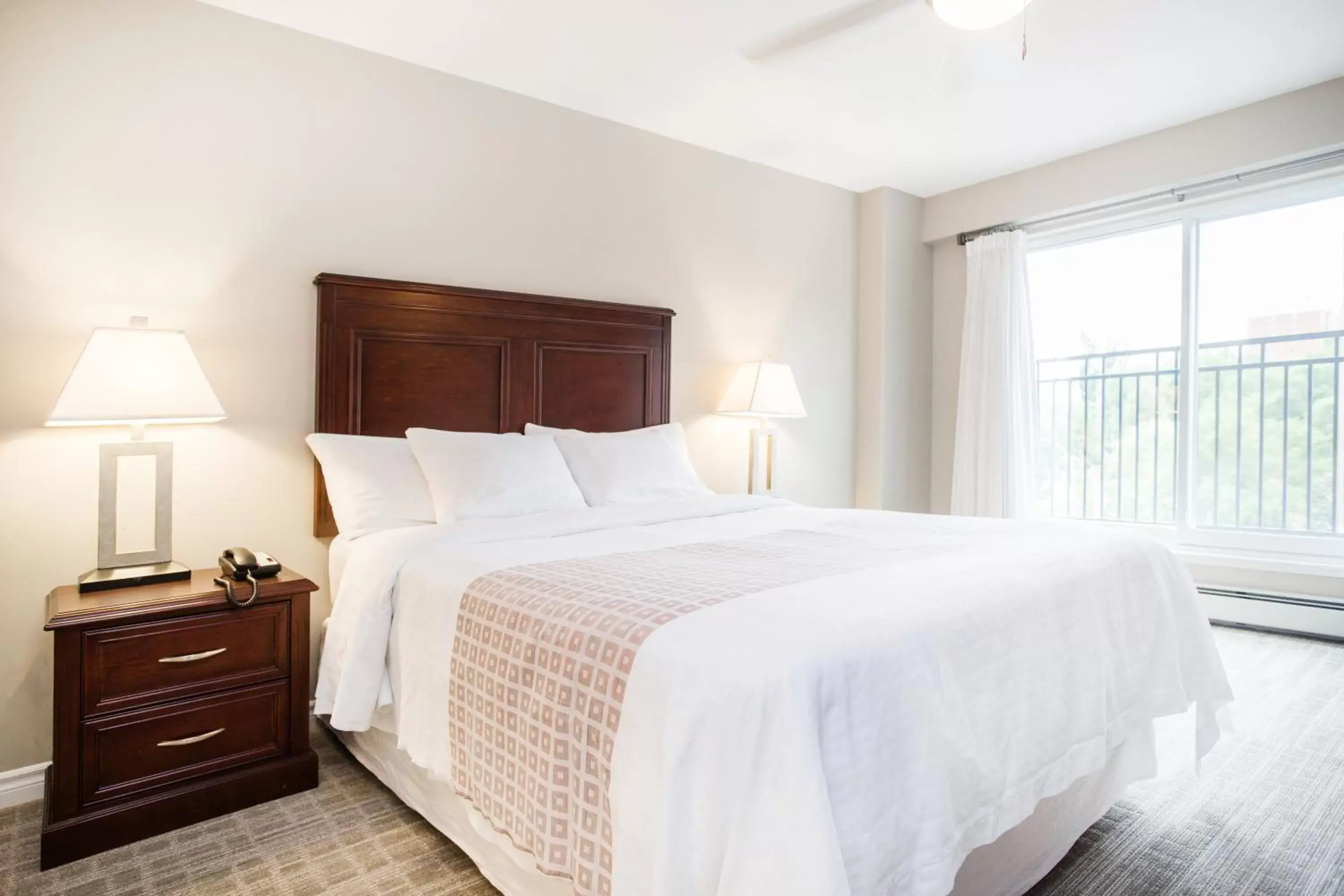 Bedroom, Bed in Canterra Suites Hotel