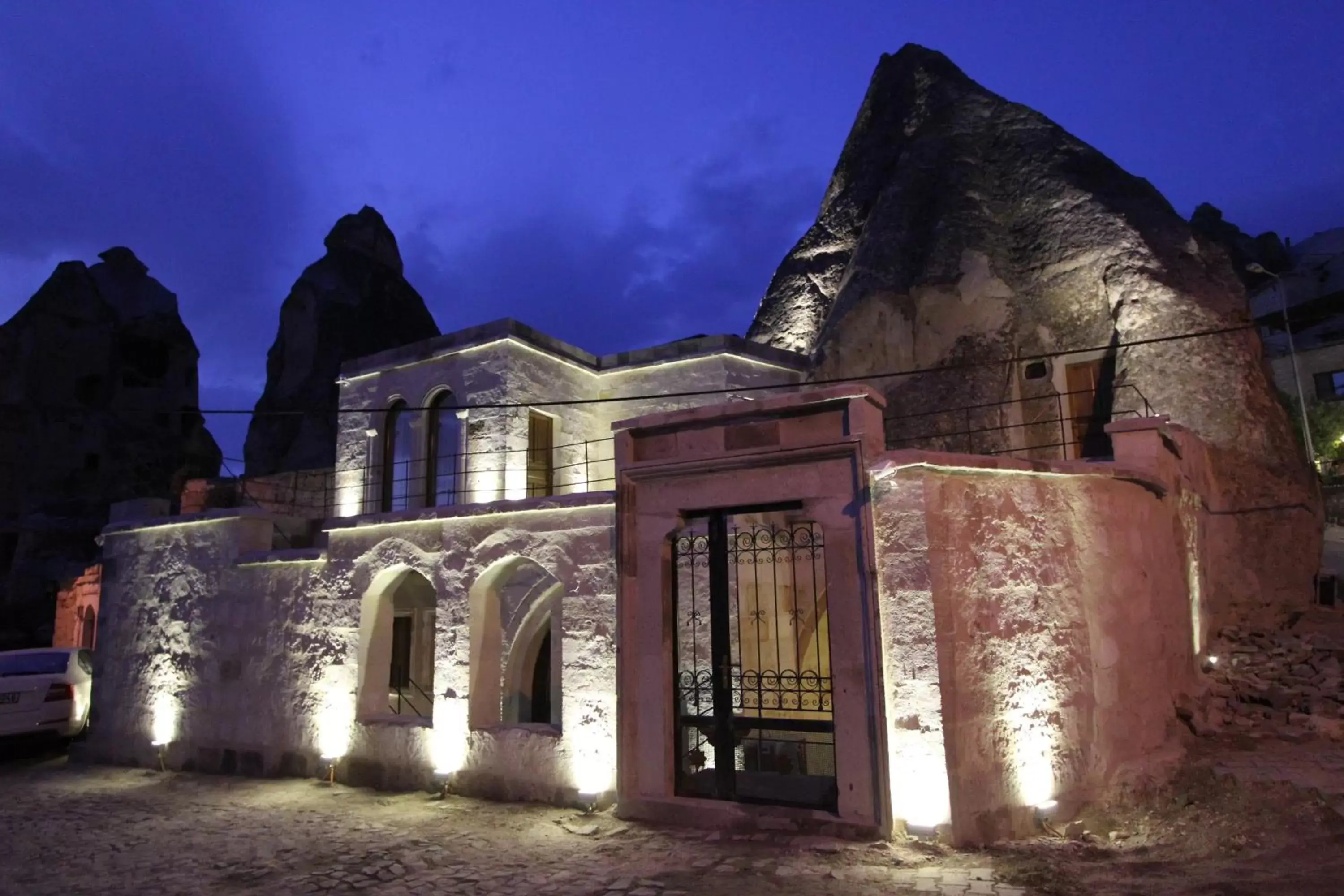 Property Building in Imperial Cave Suites & Spa