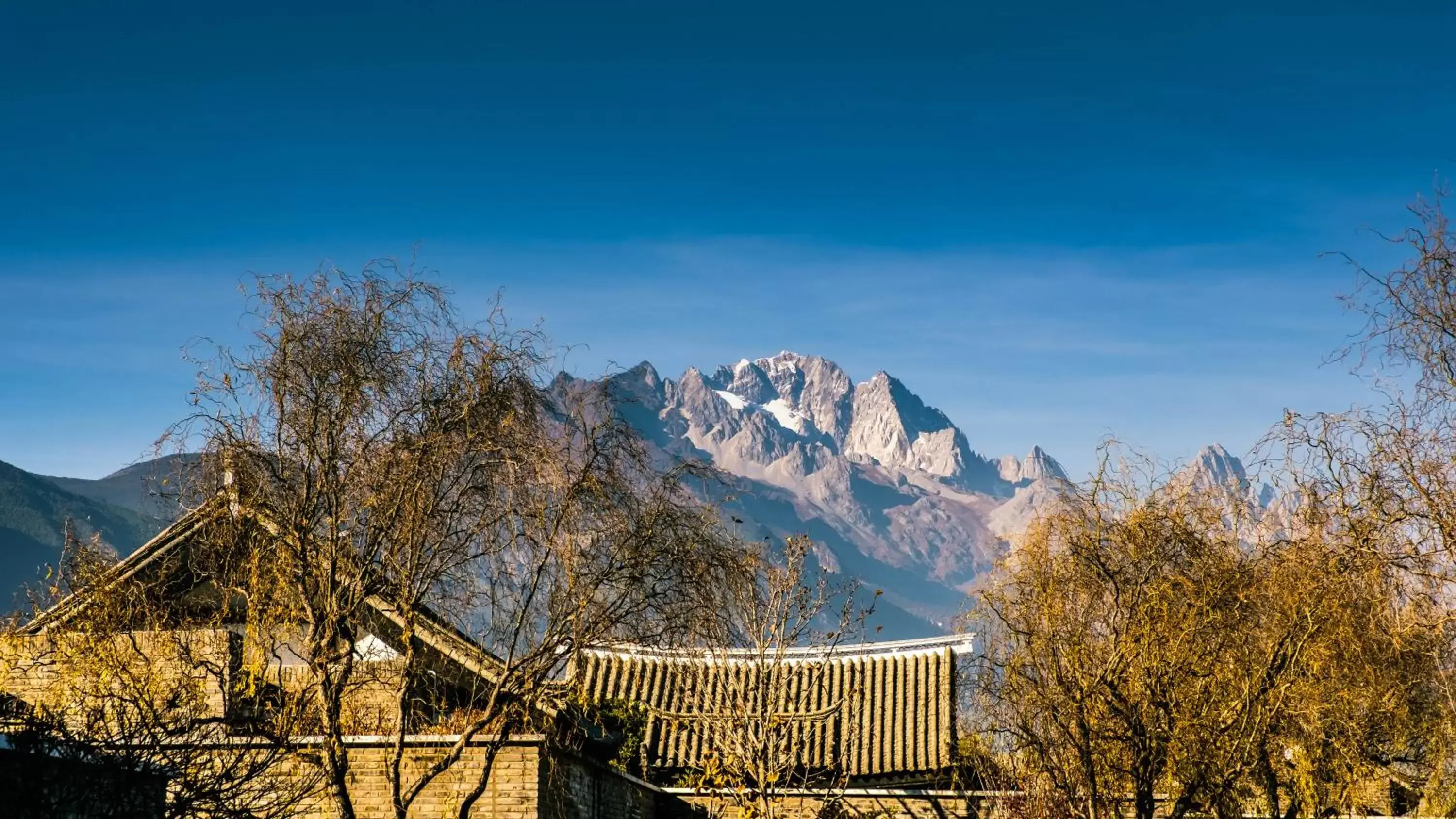 Natural landscape, Winter in Banyan Tree Lijiang