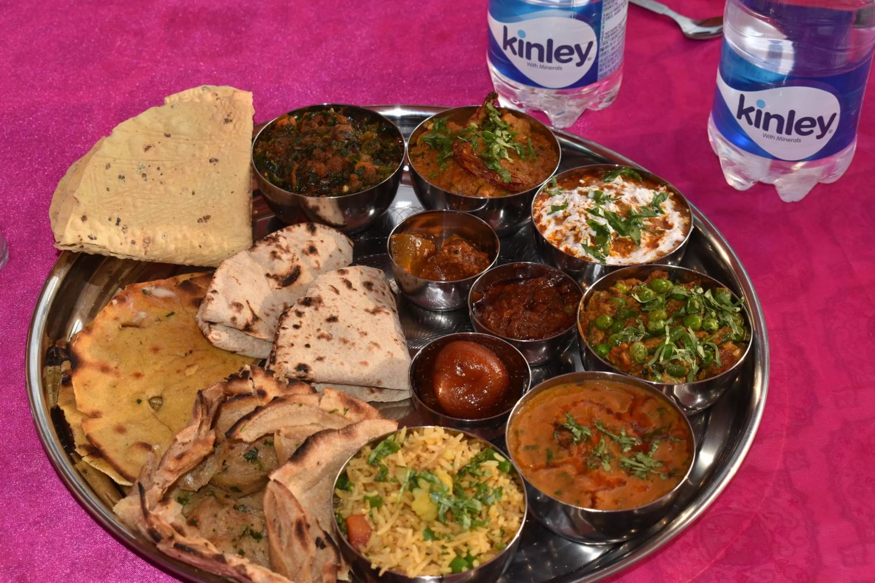 Restaurant/places to eat in Hotel Nawal Sagar Palace - Bundi