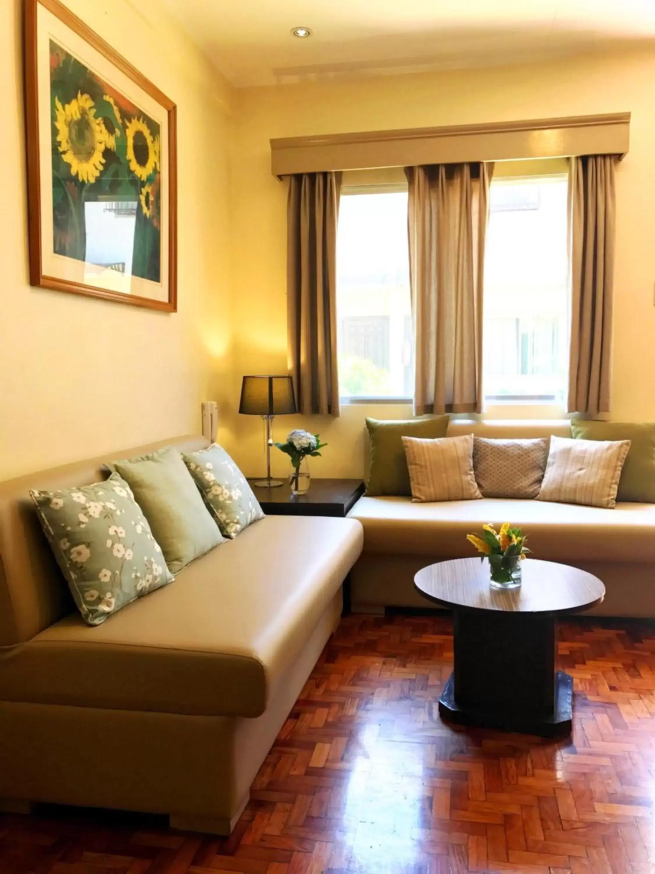 Living room, Seating Area in Baguio Holiday Villas