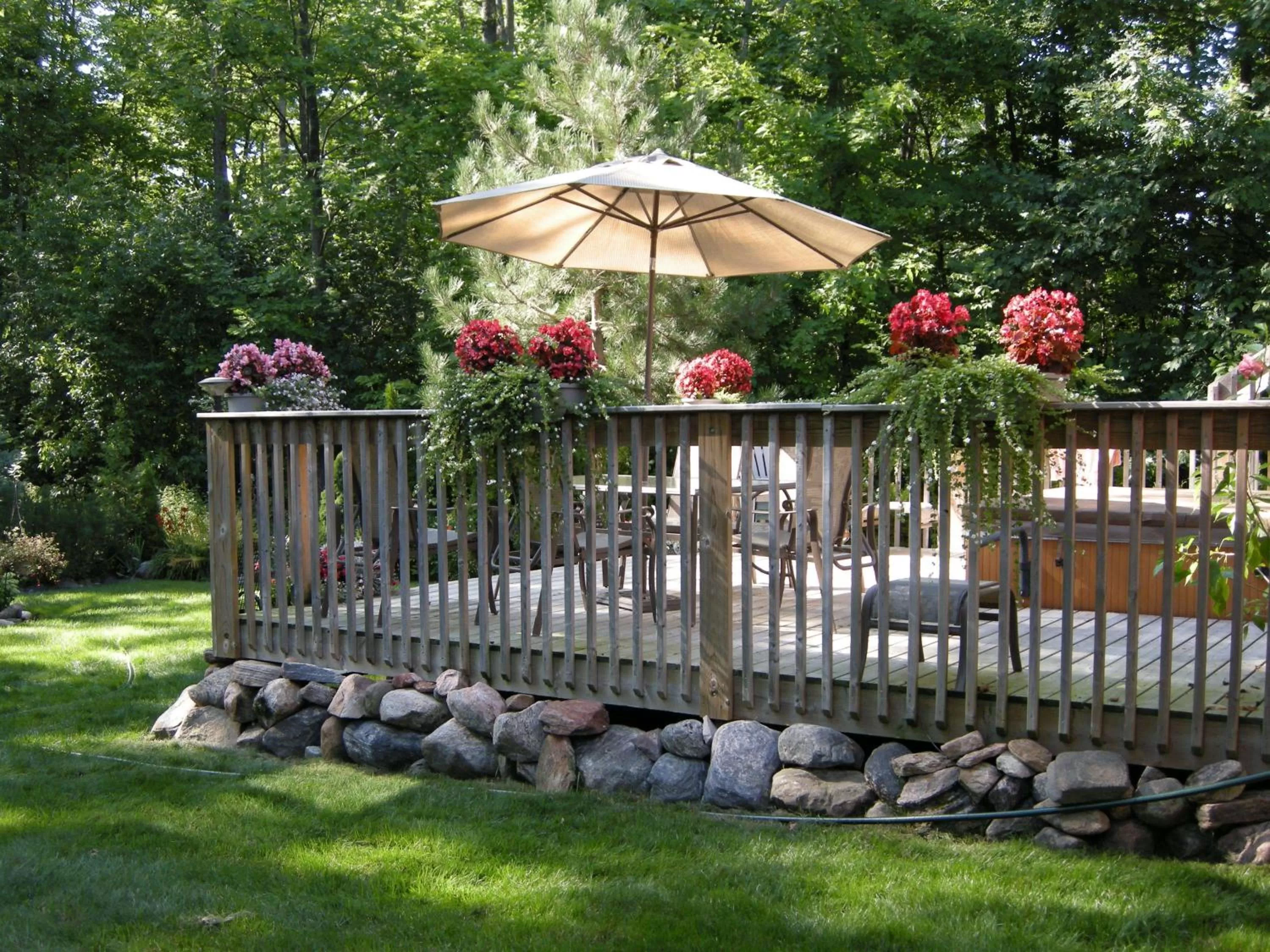 Balcony/Terrace in Tucked Inn the Harbour B&B