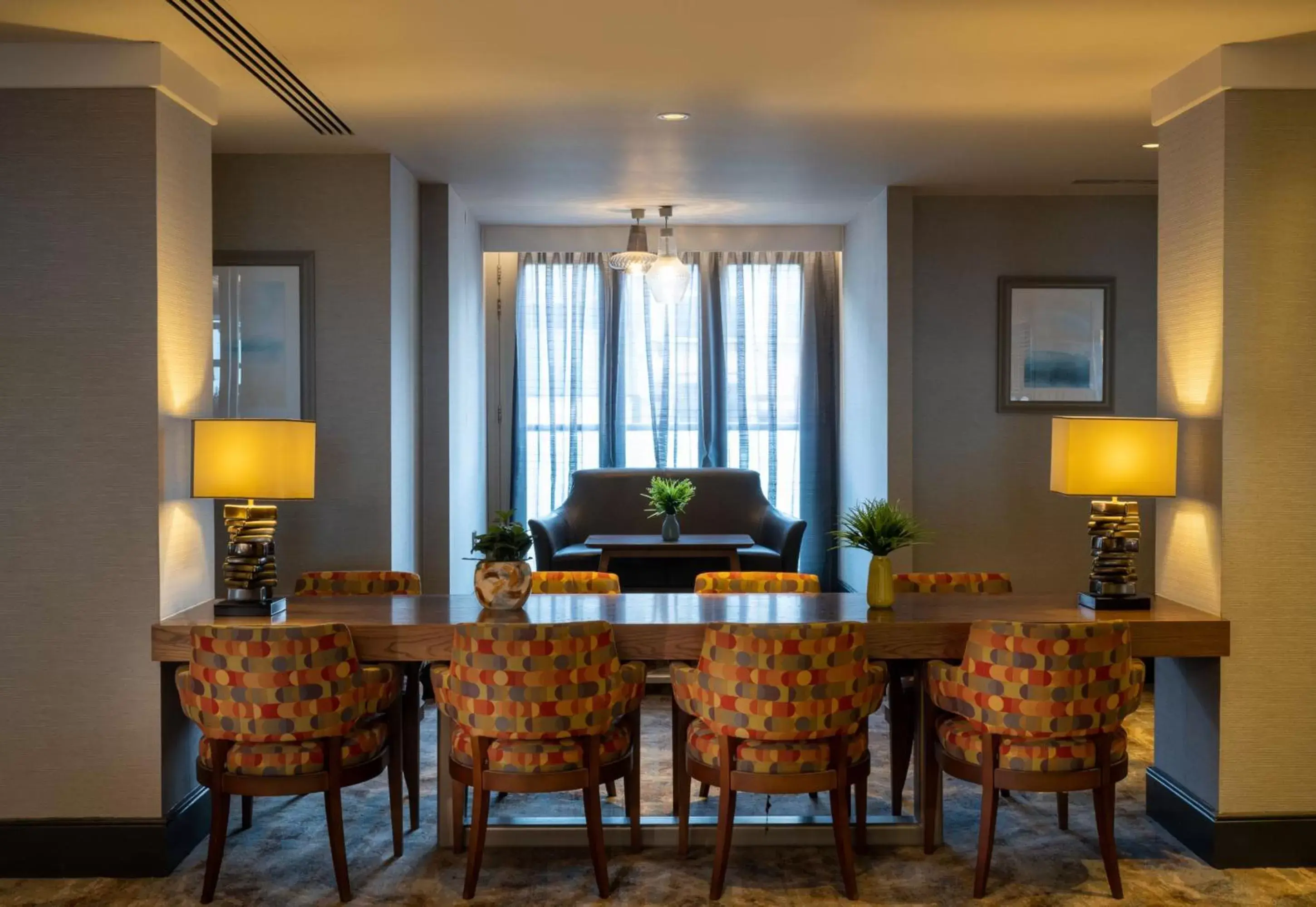Lobby or reception, Dining Area in Leonardo Royal Hotel Brighton Waterfront - Formerly Jurys Inn