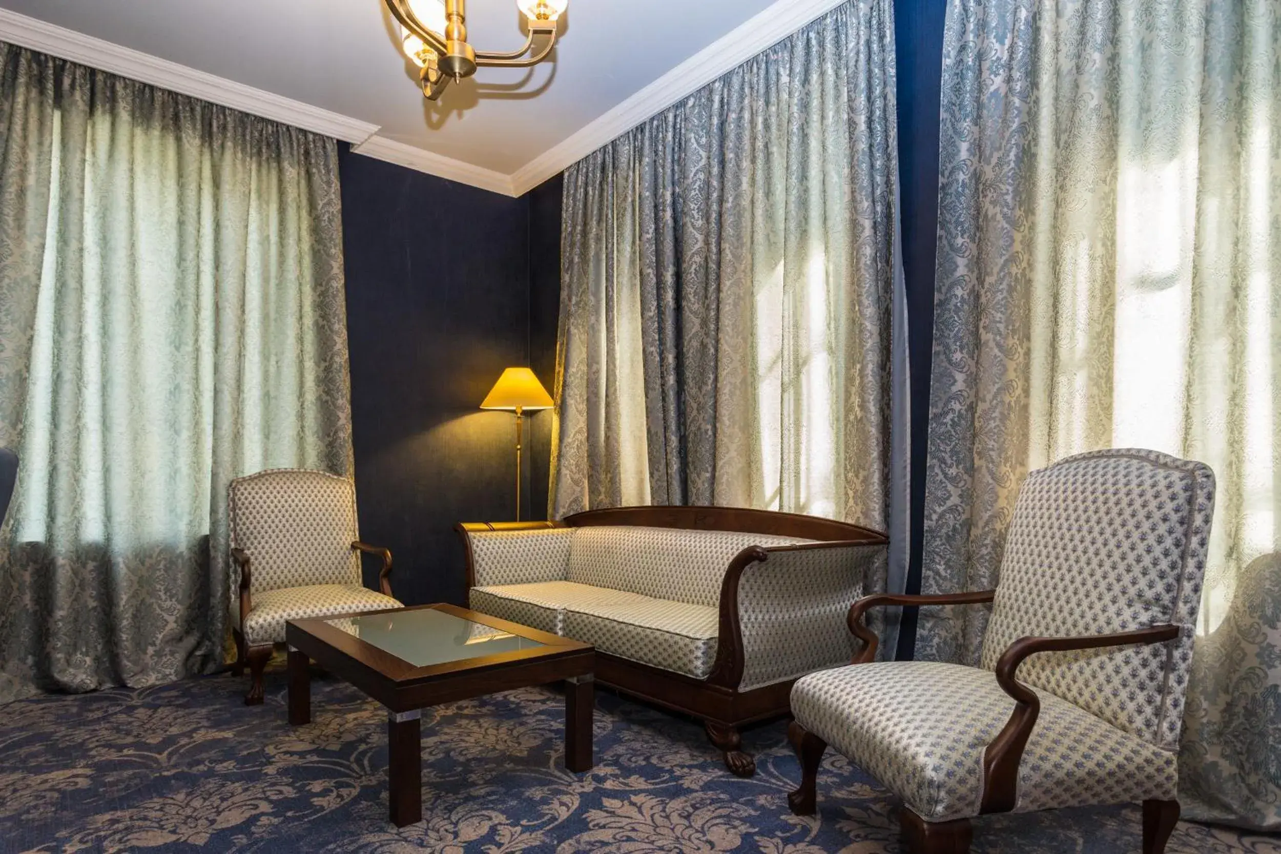 Living room, Seating Area in Hotel Astoria Tbilisi