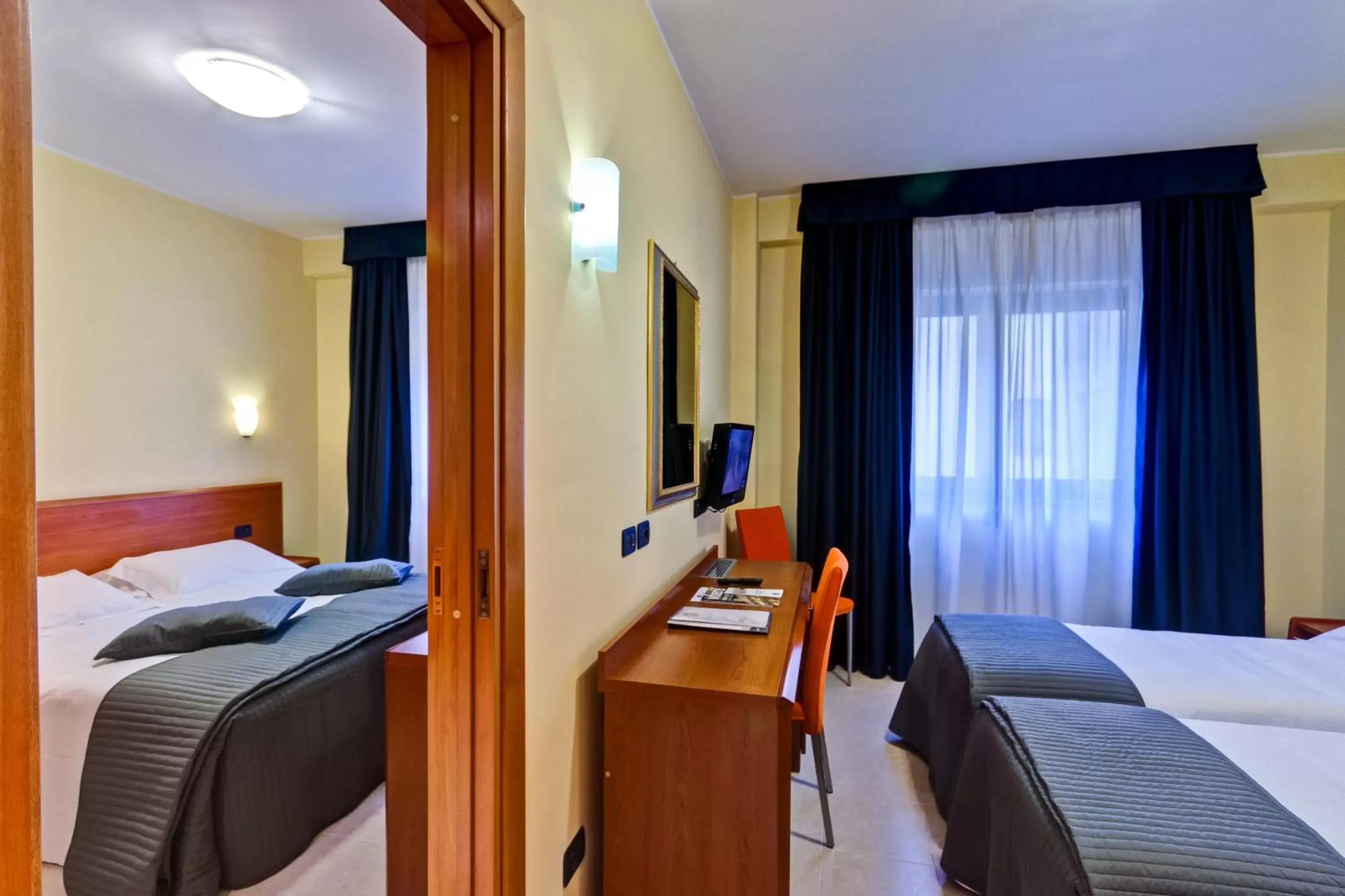 Photo of the whole room, Bed in Best Western Blu Hotel Roma