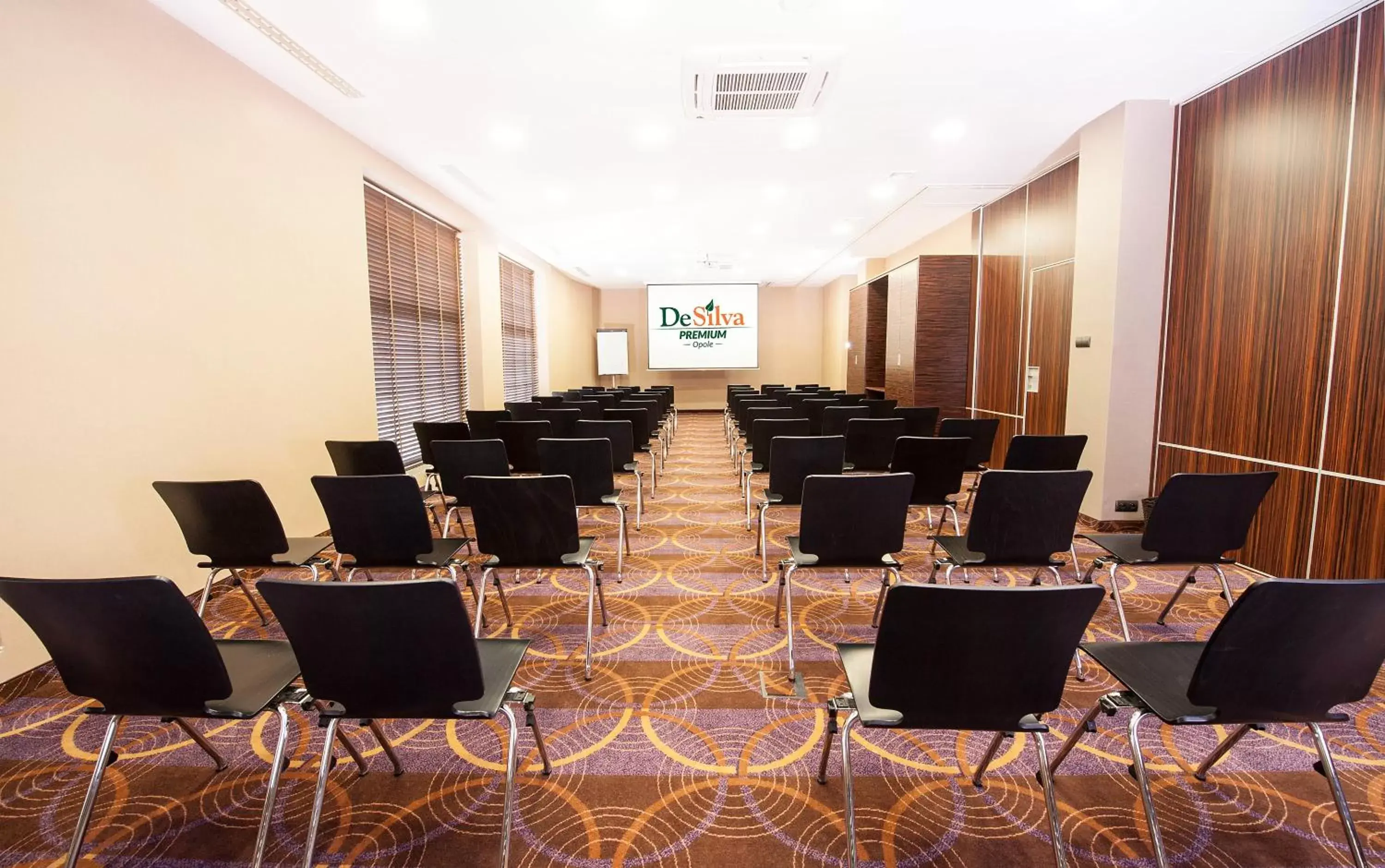 Business facilities in Hotel DeSilva Premium Opole