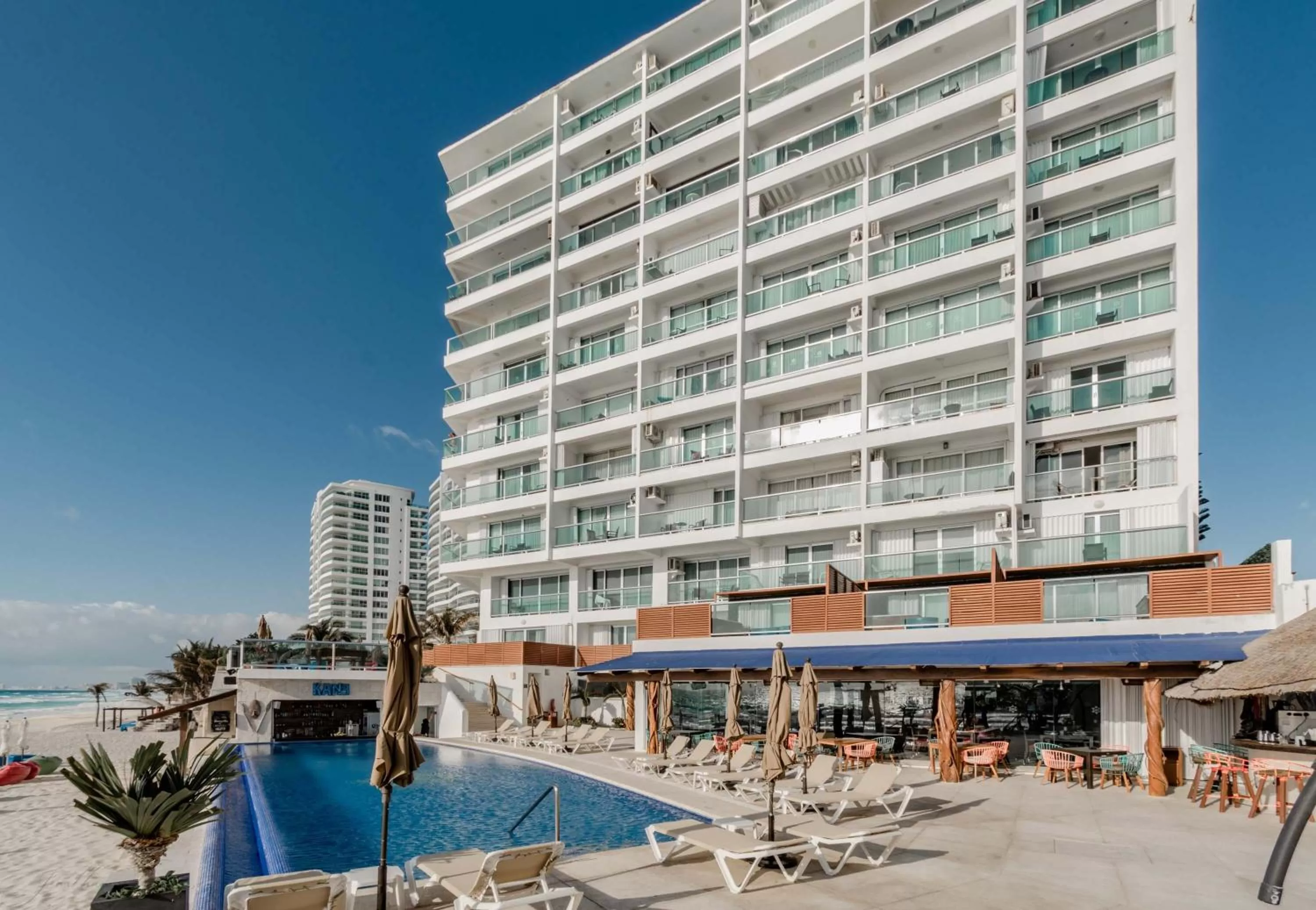 Property building in Ocean Dream Cancun by GuruHotel