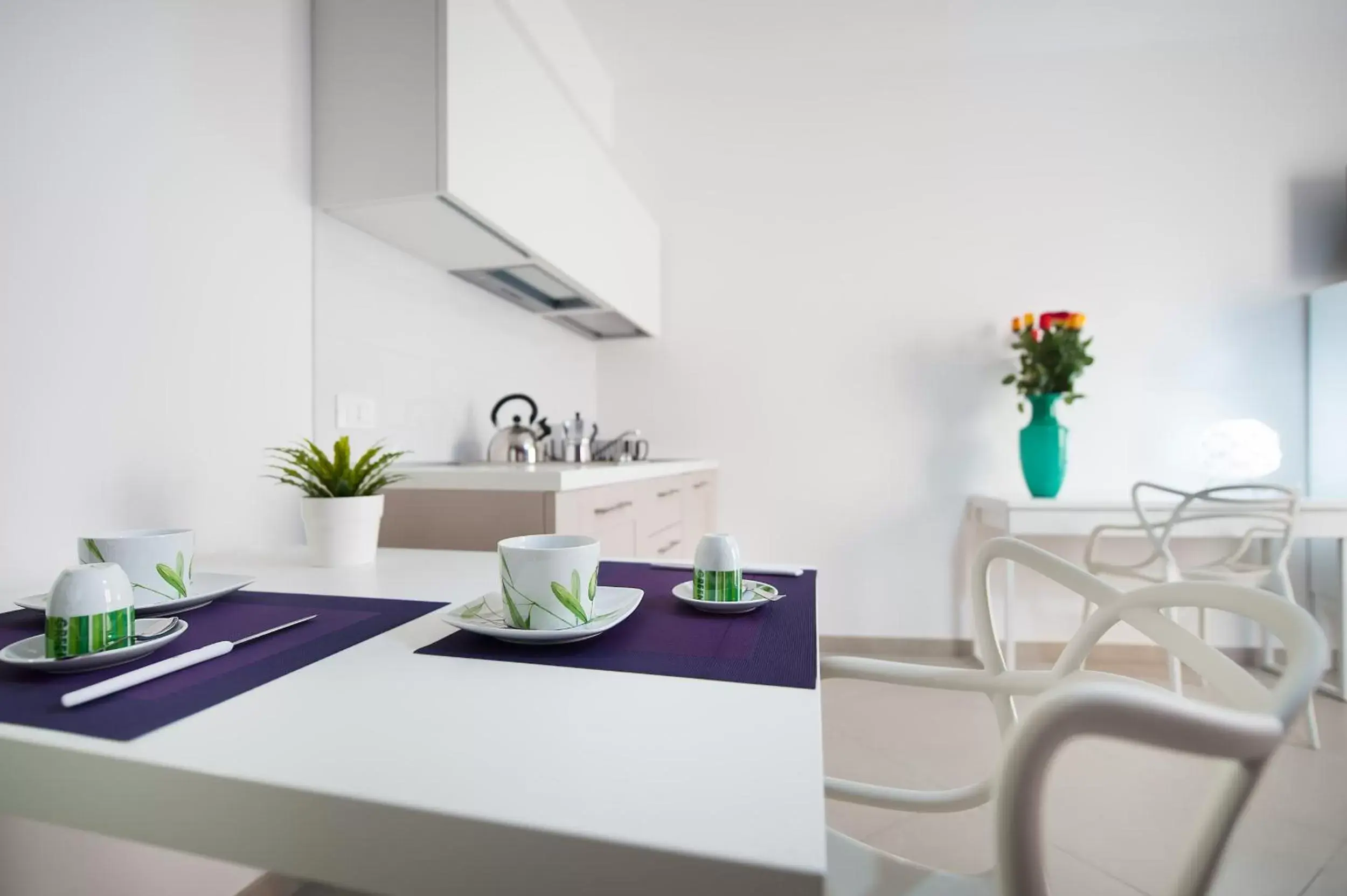 Kitchen or kitchenette, Dining Area in Finestre d'Occidente