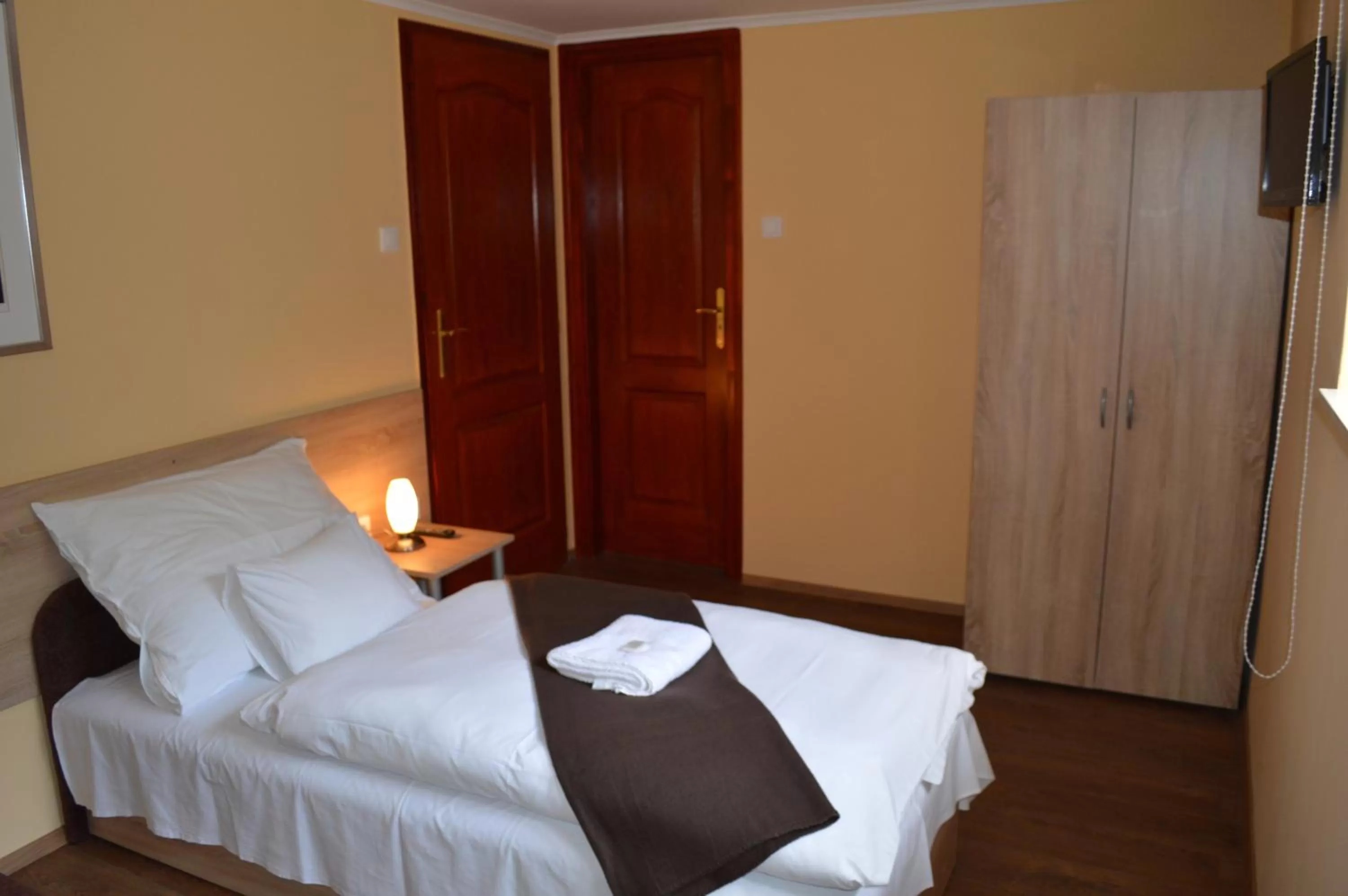 Bed in Muskátli Panzió