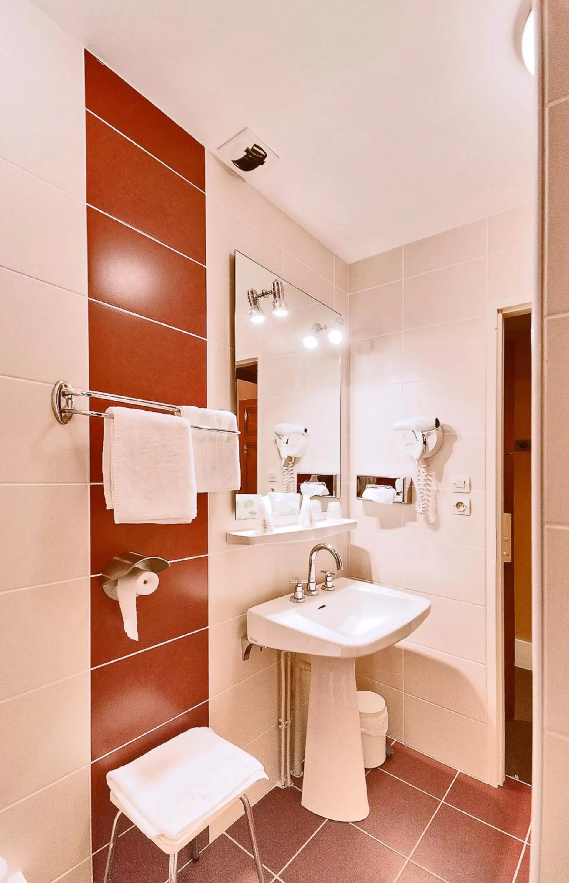 Bathroom in Best Western Grand Hotel de Paris