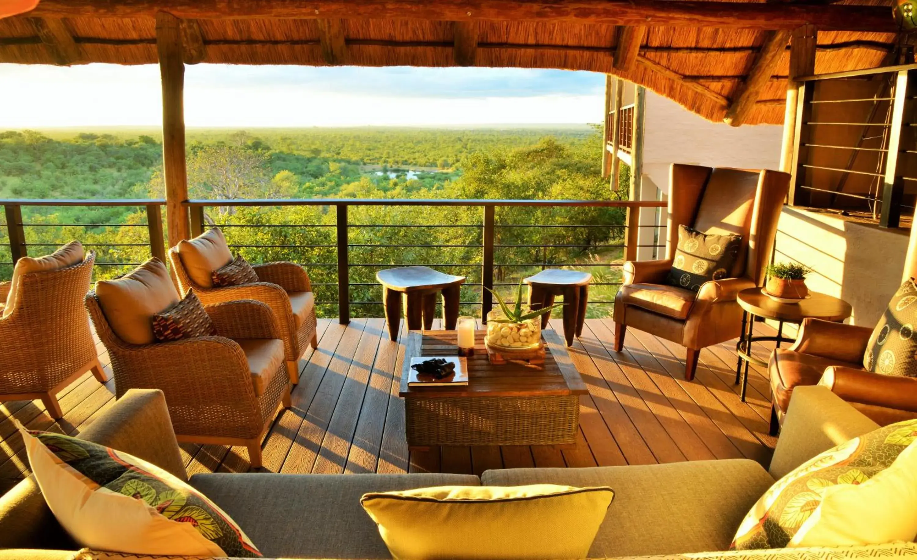Communal lounge/ TV room in Victoria Falls Safari Club
