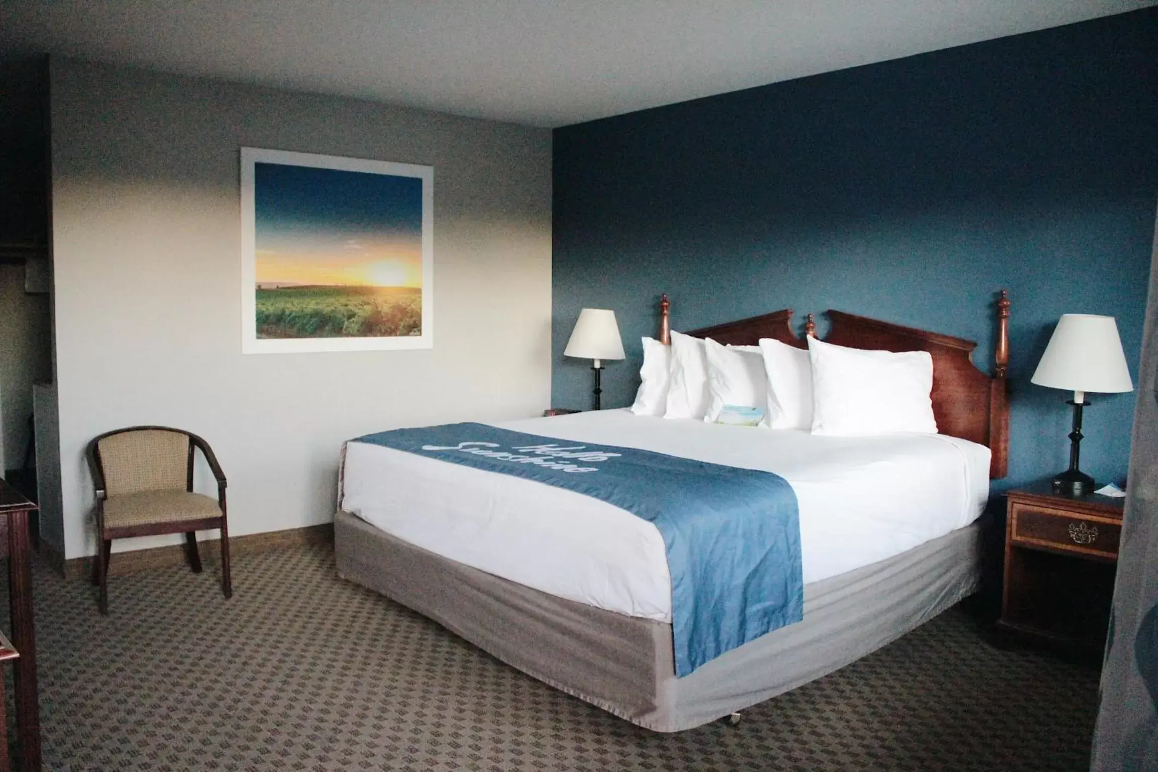 Bedroom, Bed in Days Inn by Wyndham Show Low