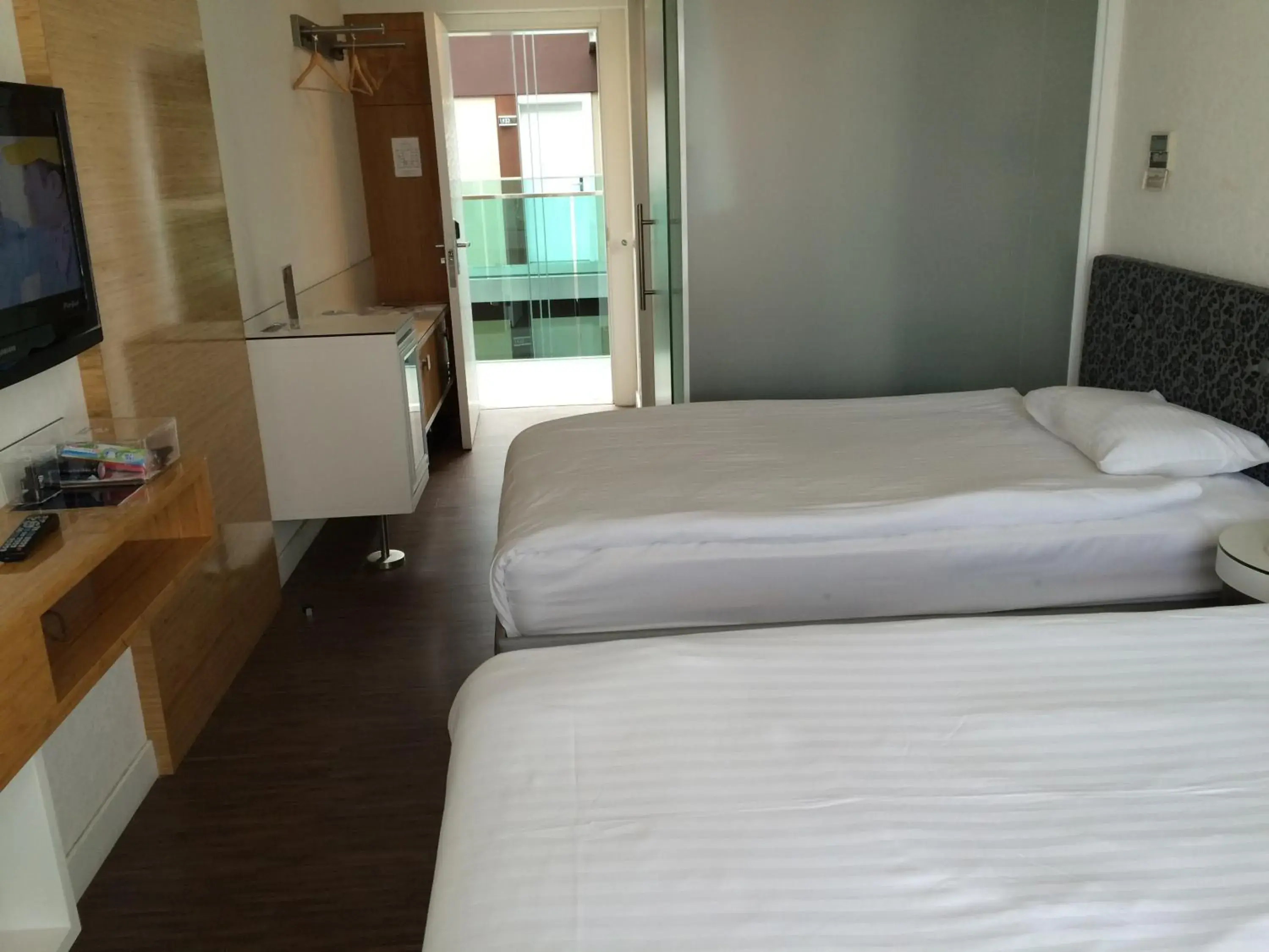 Photo of the whole room, Bed in No:19 Boutique Hotel