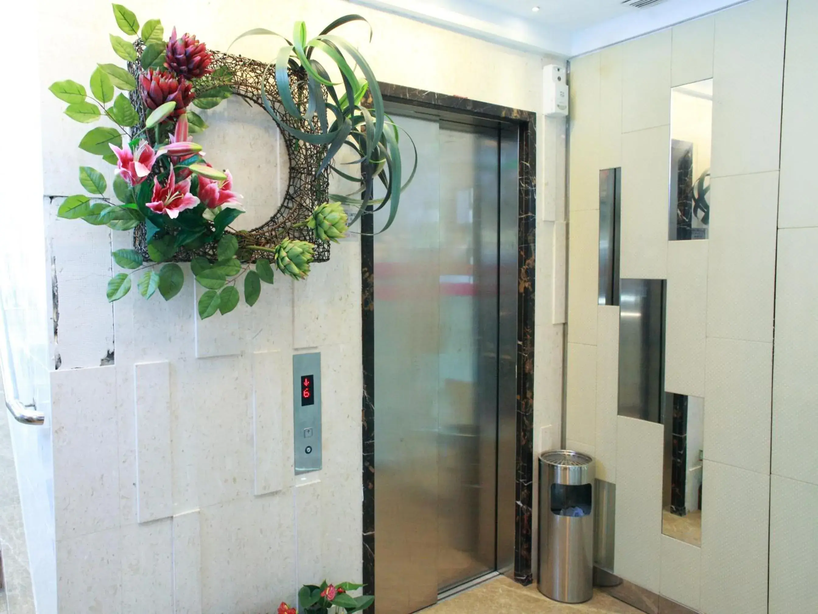 Facade/entrance, Bathroom in Shanghai Red Hotel