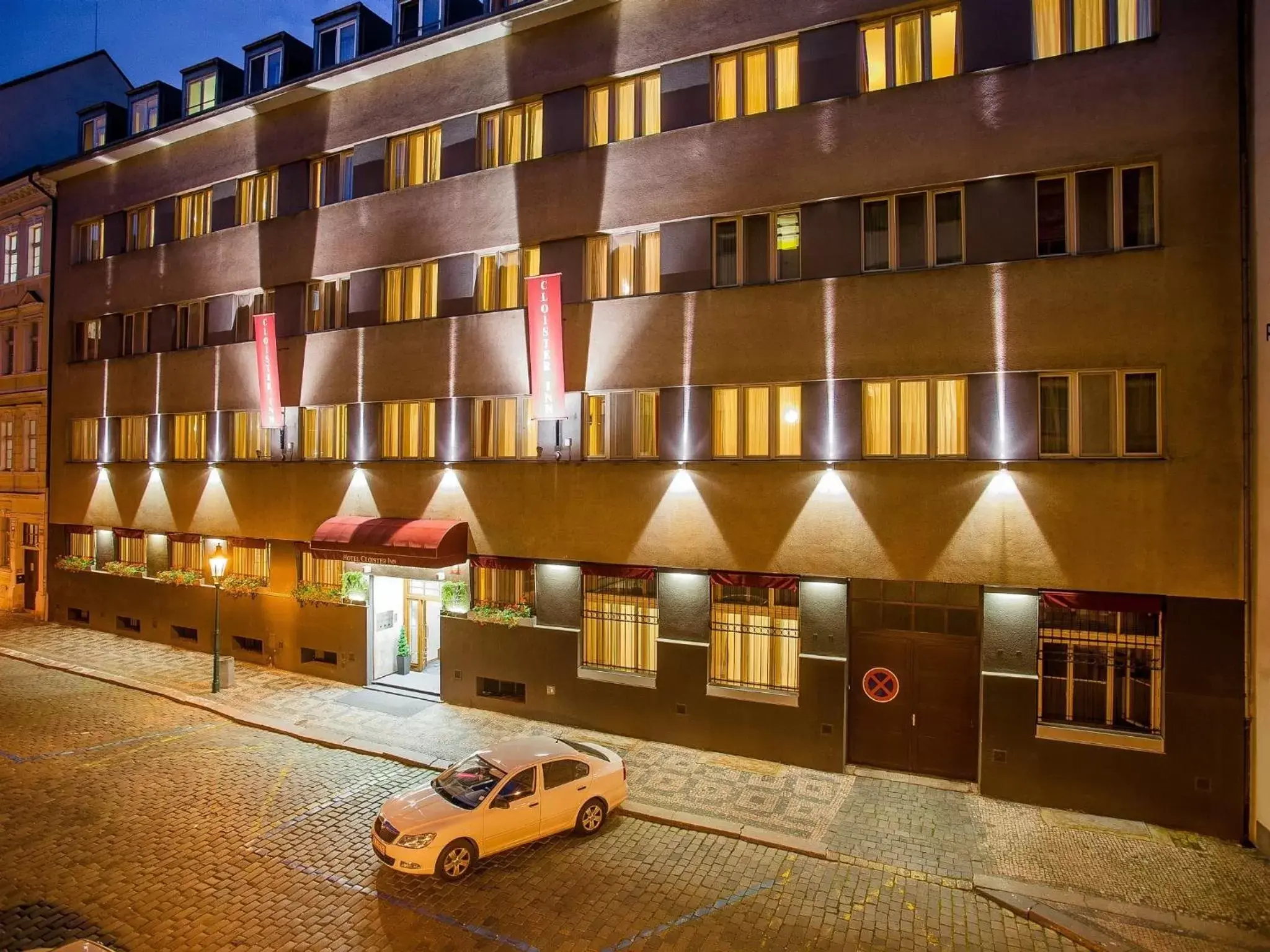 Facade/entrance, Property Building in Cloister Inn Hotel