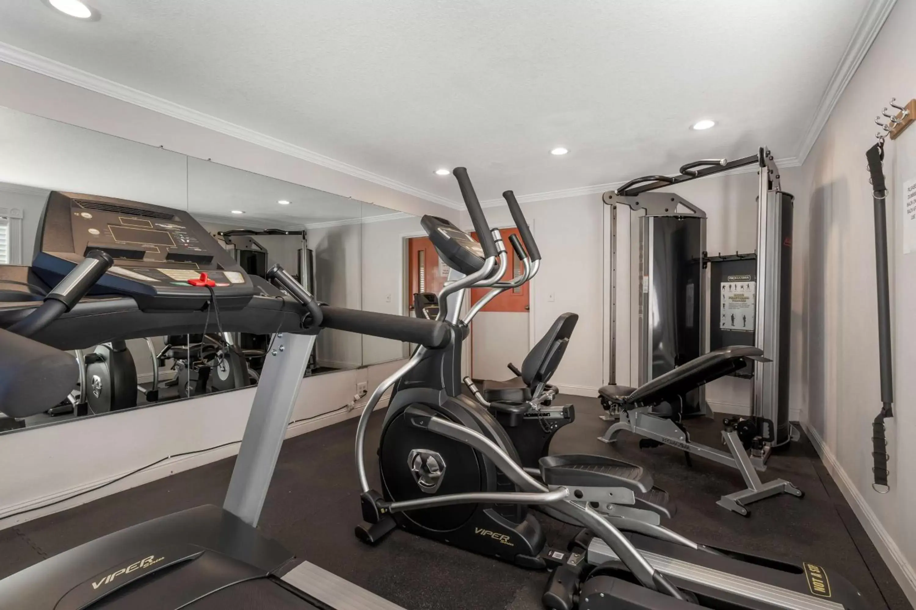 Fitness centre/facilities, Fitness Center/Facilities in Best Western Colonial Inn