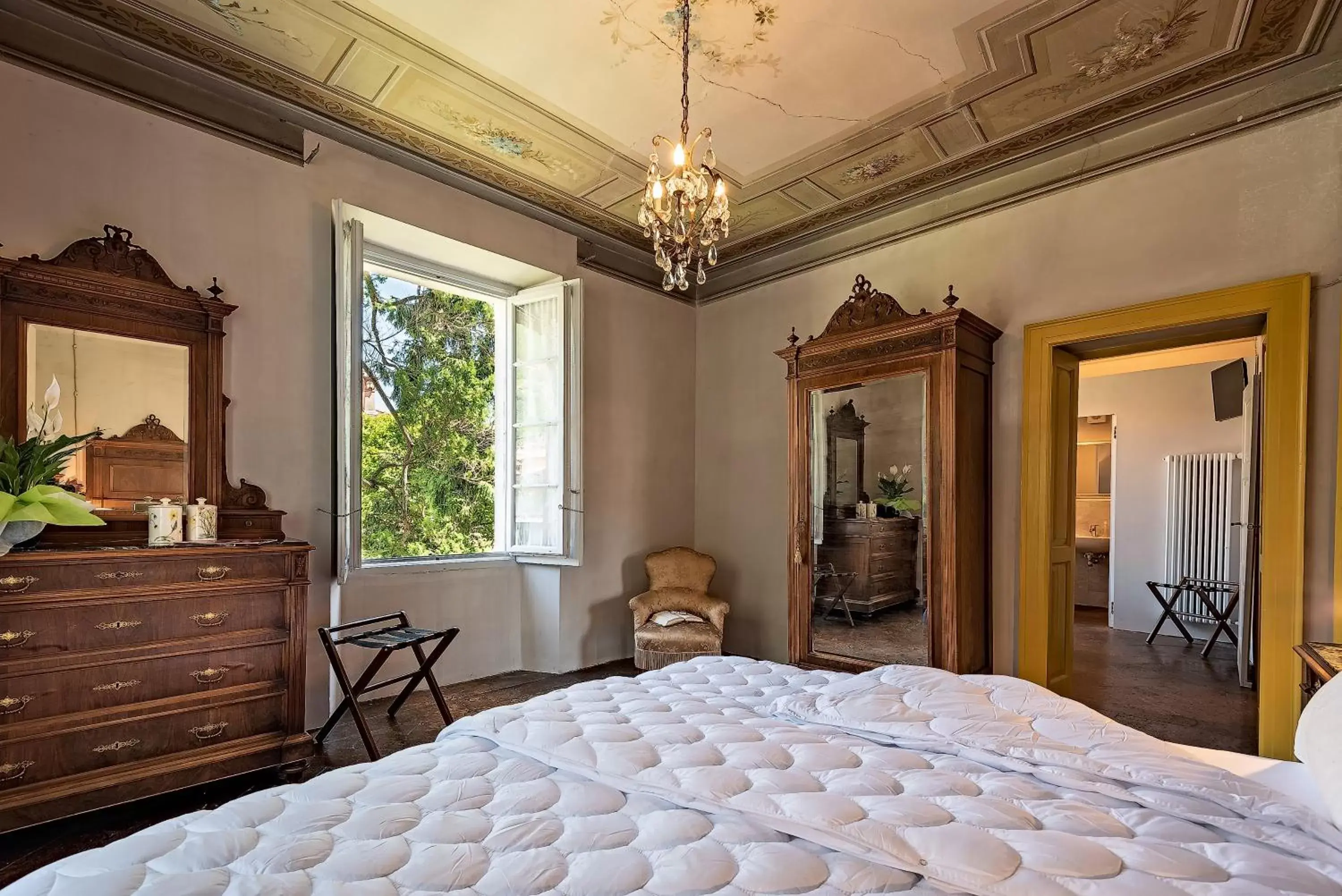 Photo of the whole room, Bed in B&B Villa Rosalinda