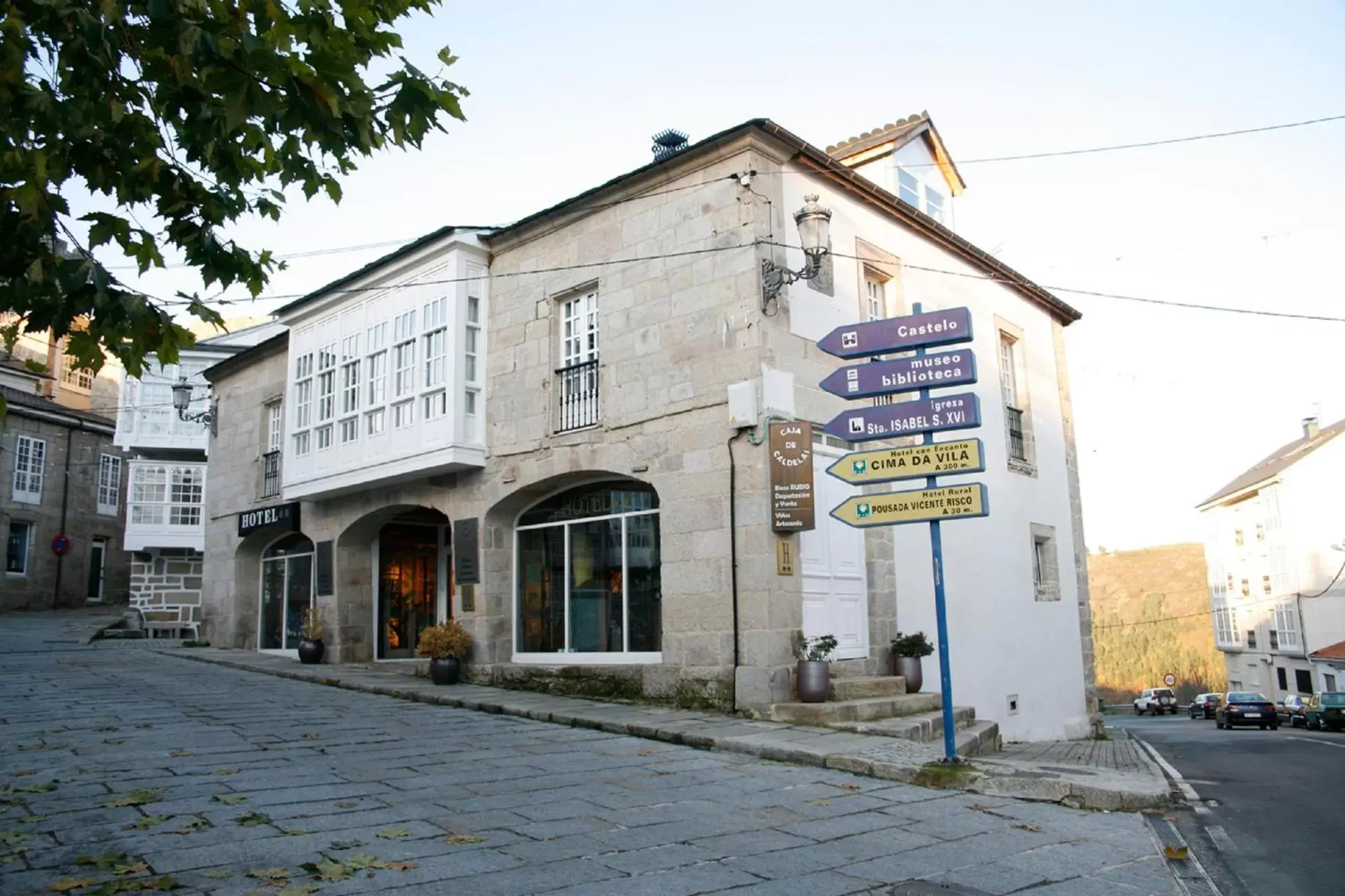 Facade/entrance, Property Building in Hotel Casa de Caldelas