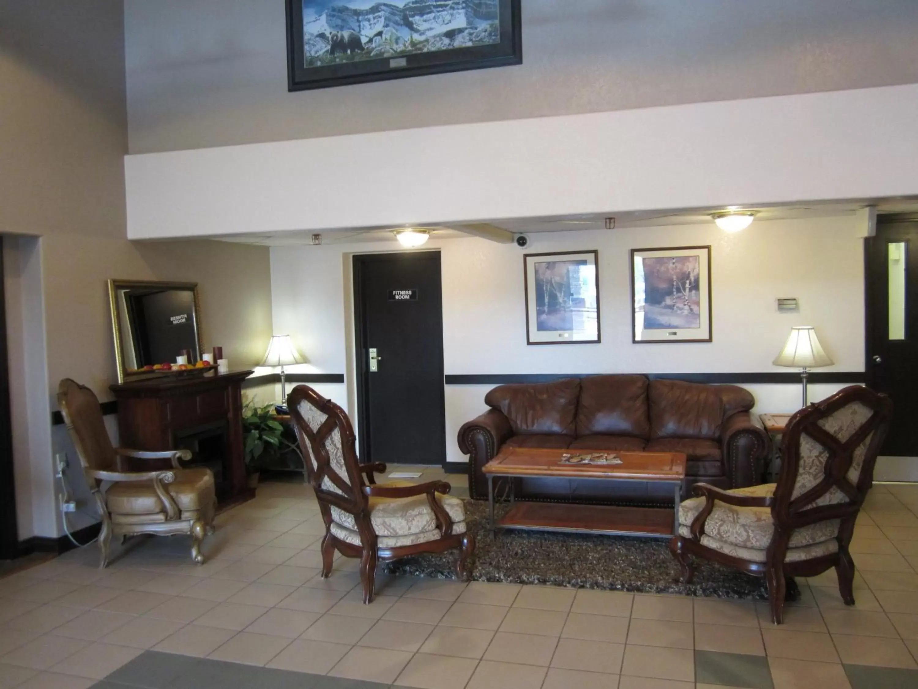 Lobby or reception in Super 8 by Wyndham Dawson Creek Lobby or reception in Super 8 by Wyndham Dawson Creek