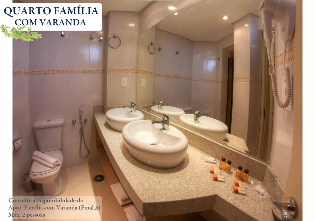 Bathroom in Hotel Ema Palace