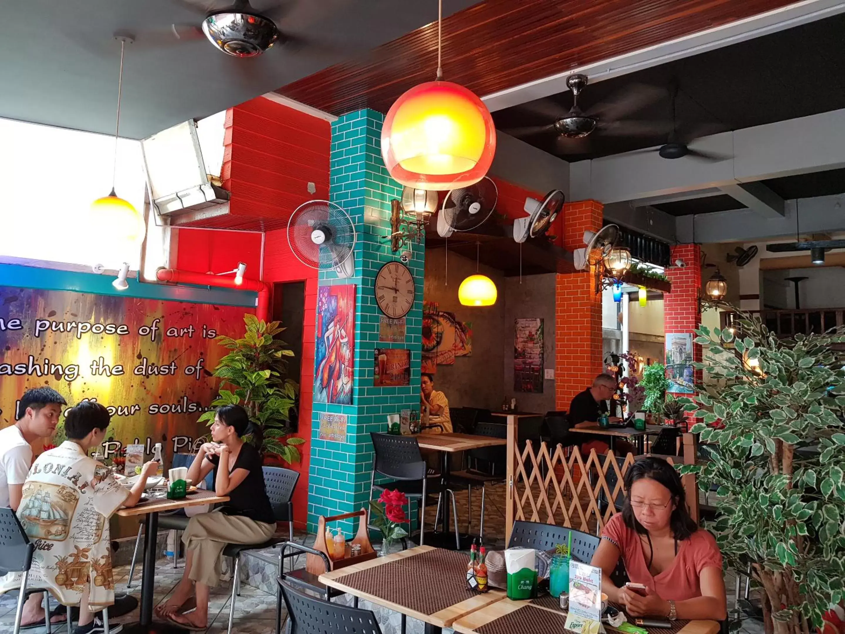 Restaurant/Places to Eat in Khaosan Art Hotel - SHA Plus Certified