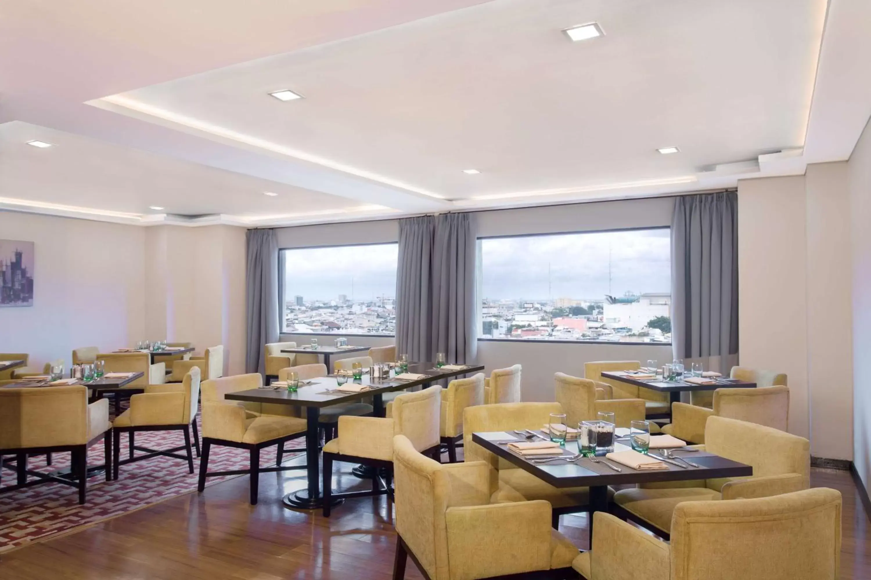 Restaurant/places to eat in AIHO Hotel Medan Restaurant/places to eat in AIHO Hotel Medan