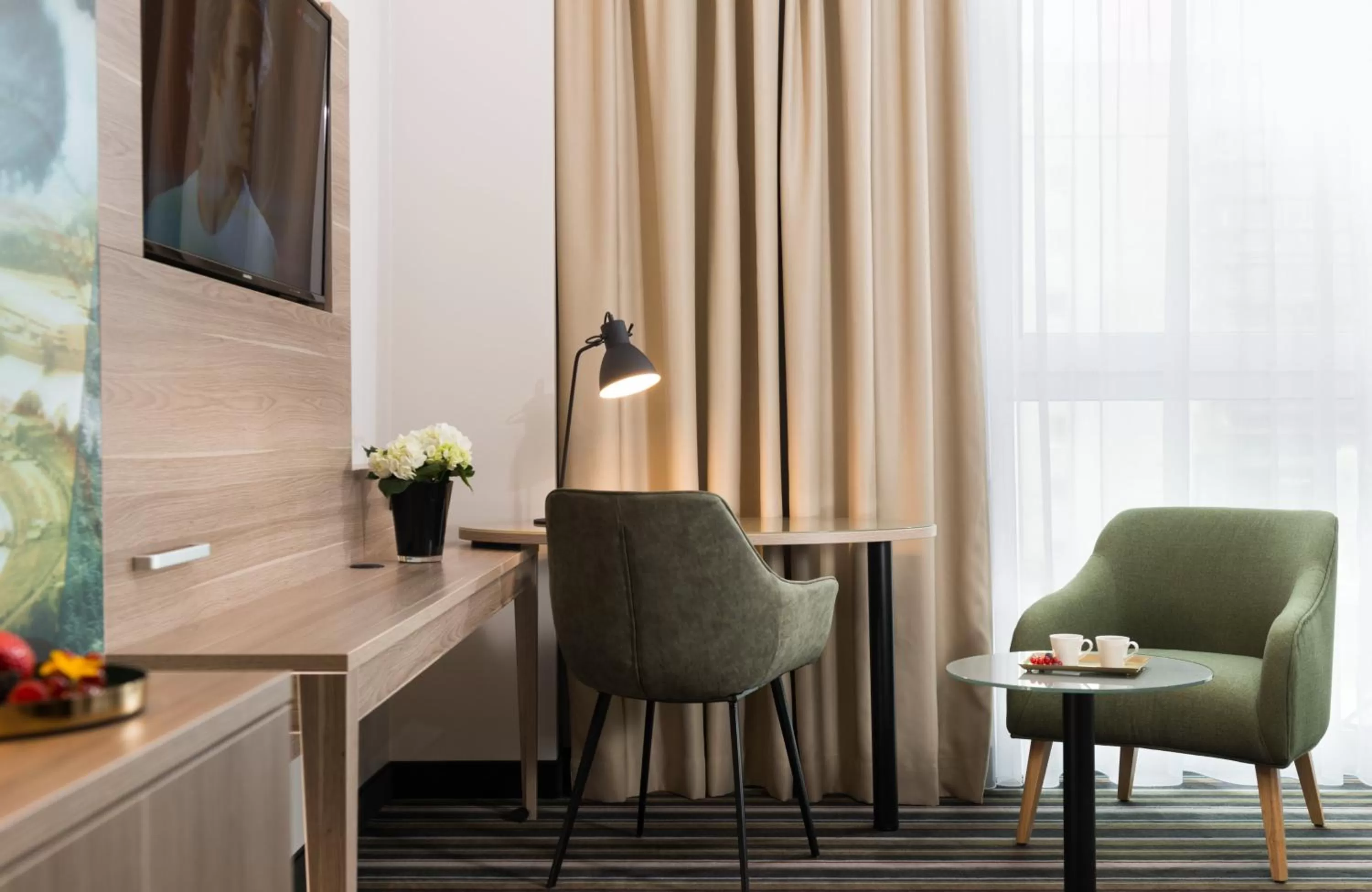 Bedroom in Leonardo Hotel Offenbach Frankfurt