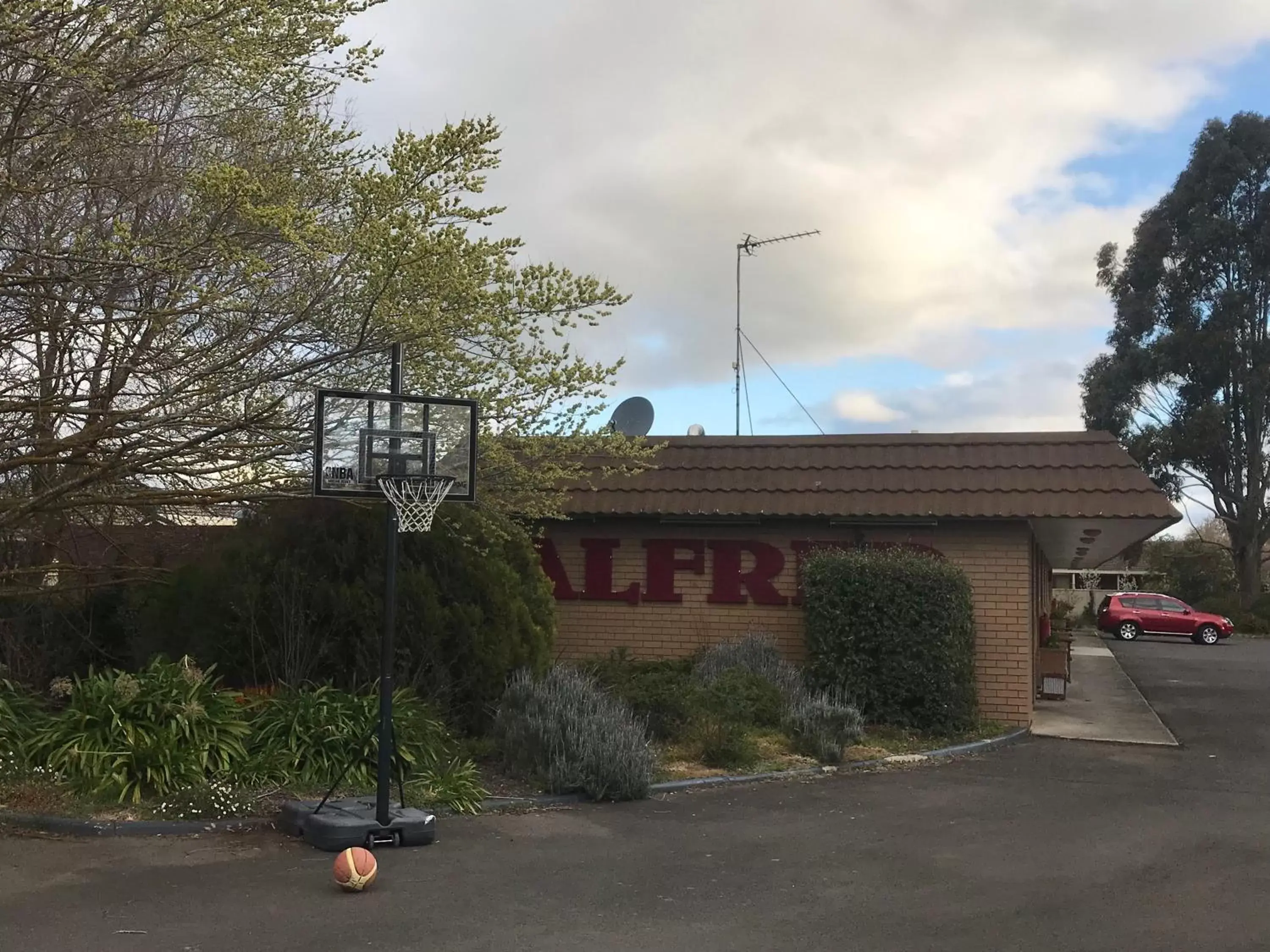 Area and facilities, Property Building in Alfred Motor Inn