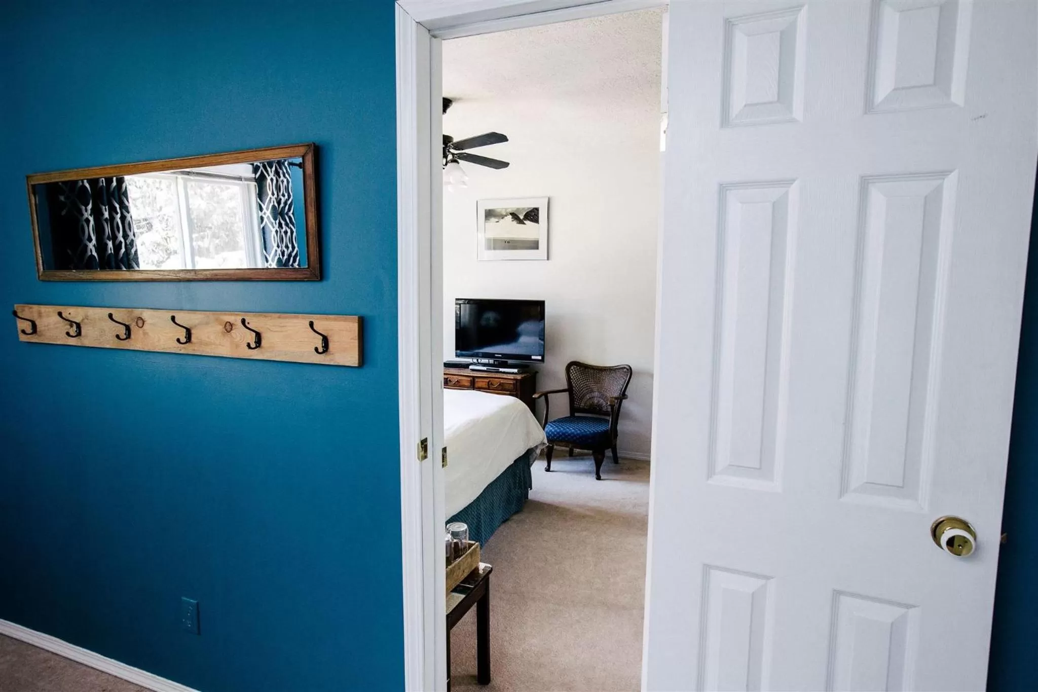 Bedroom, Bed in Alpenrose Revelstoke Bed & Breakfast