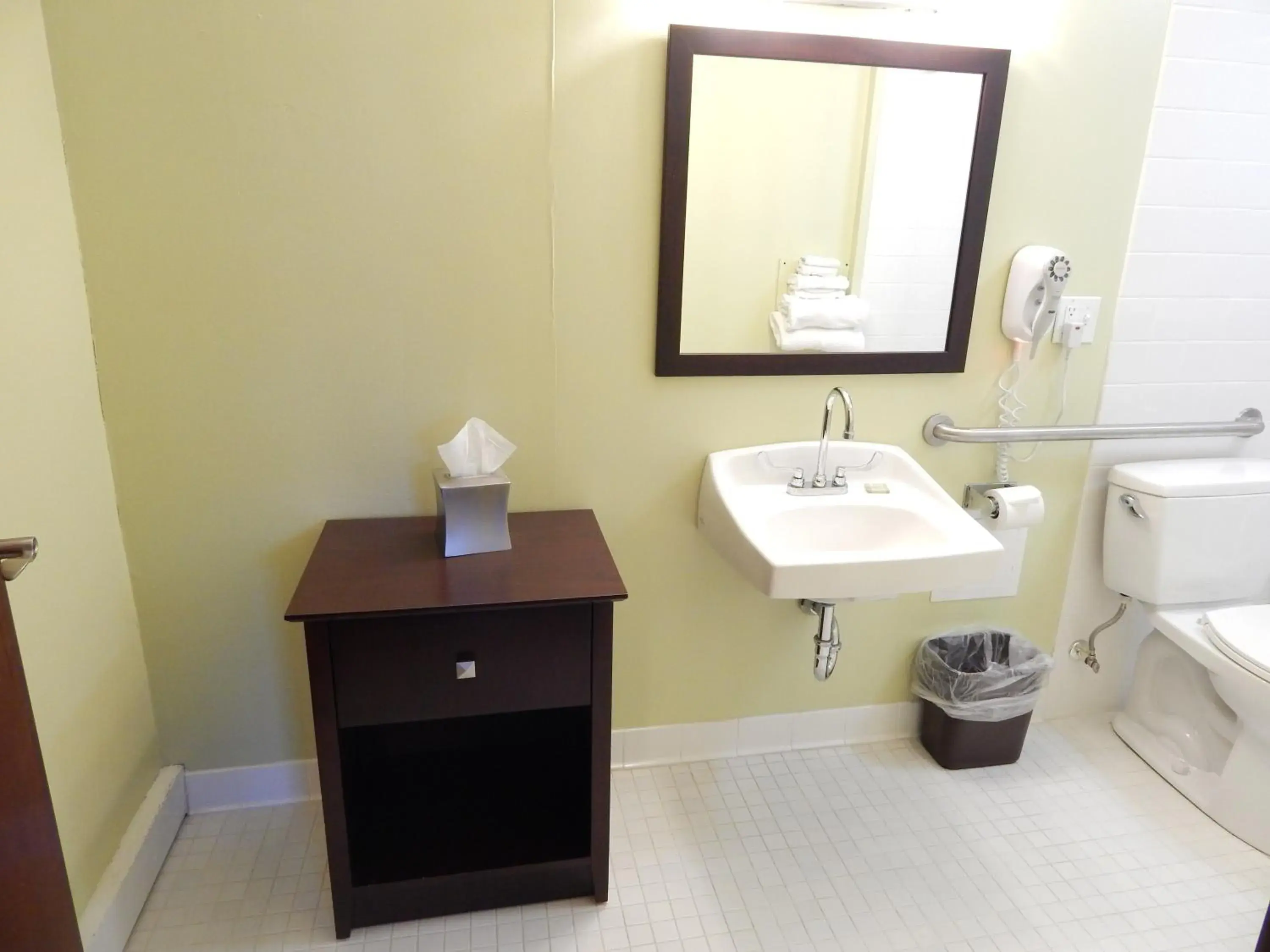 Bathroom in Super 8 by Wyndham White River Junction